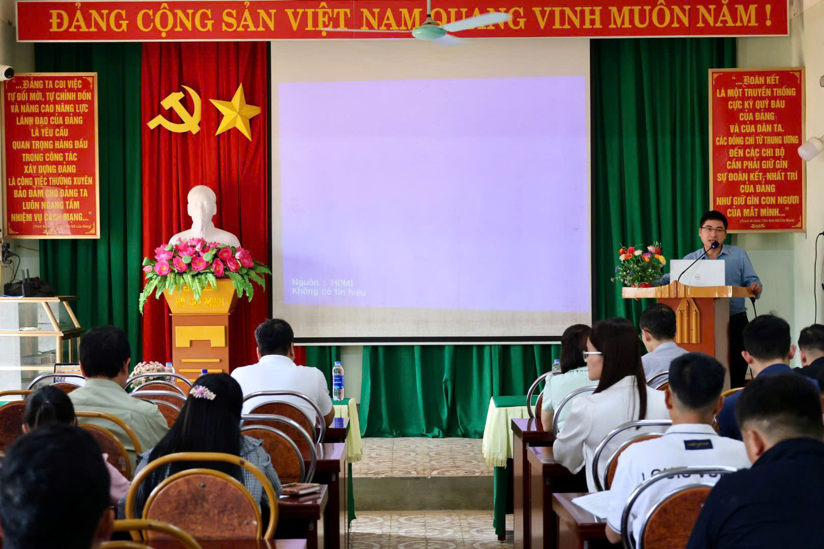 Tập huấn, bồi dưỡng kiến thức công nghệ thông tin, chuyển đổi số và nâng cao kỹ năng số, năng lực số năm 2026.