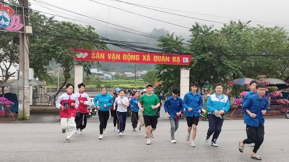 UBND xã Quản Bạ tổ chức Lễ phát động Ngày chạy Olympic vì sức khỏe toàn dân - Vì An ninh Tổ quốc năm 2026