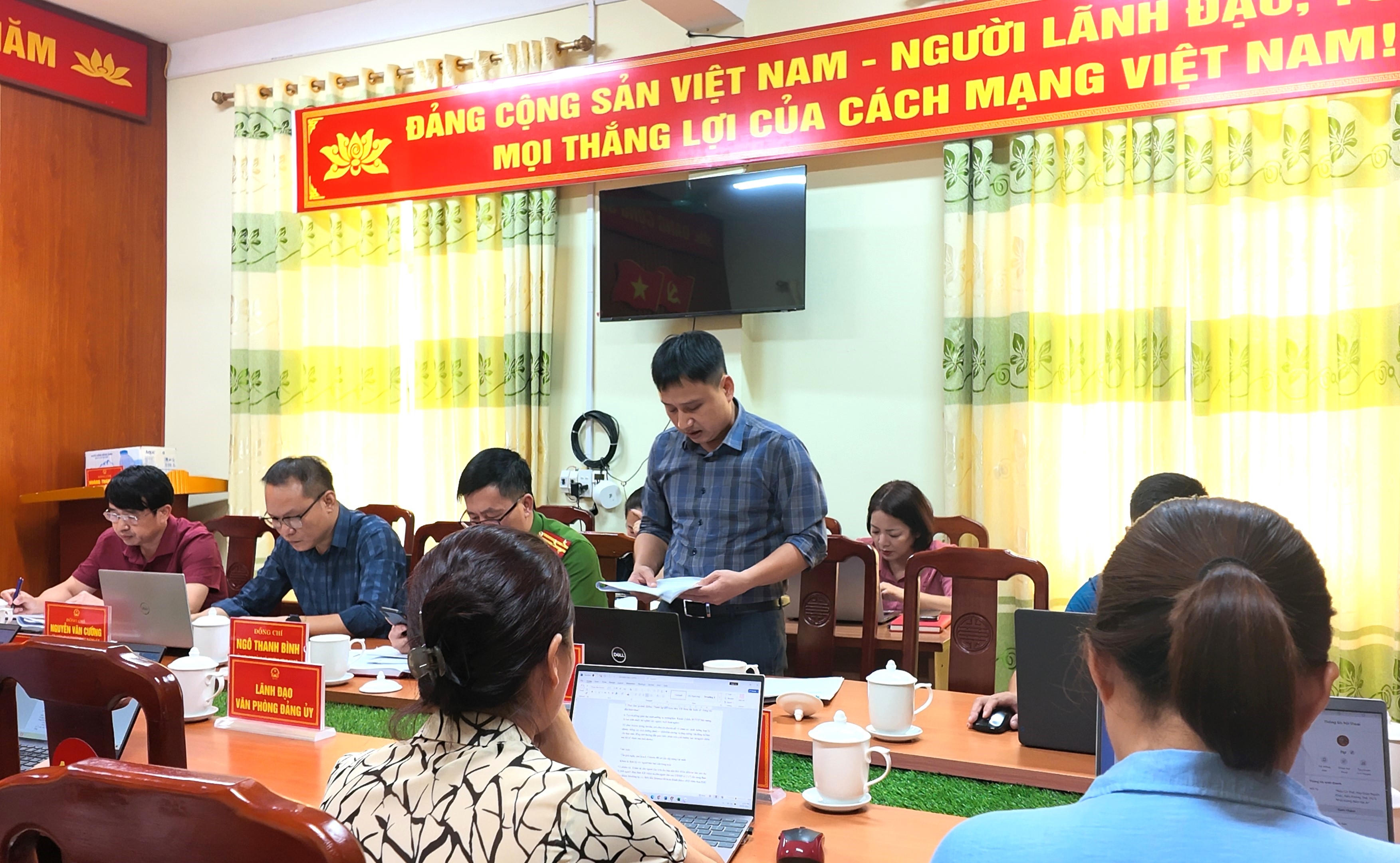 Phi&ecirc;n họp 3.JPG