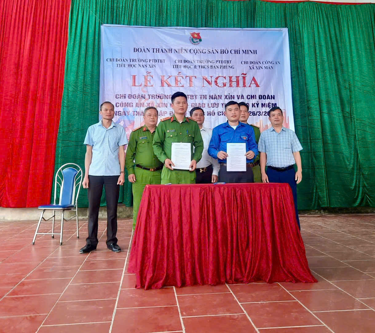 TUỔI  TRẺ XÍN MẦN KẾT NỐI – CHUNG SỨC DỰNG XÂY, VỮNG BƯỚC TƯƠNG LAI