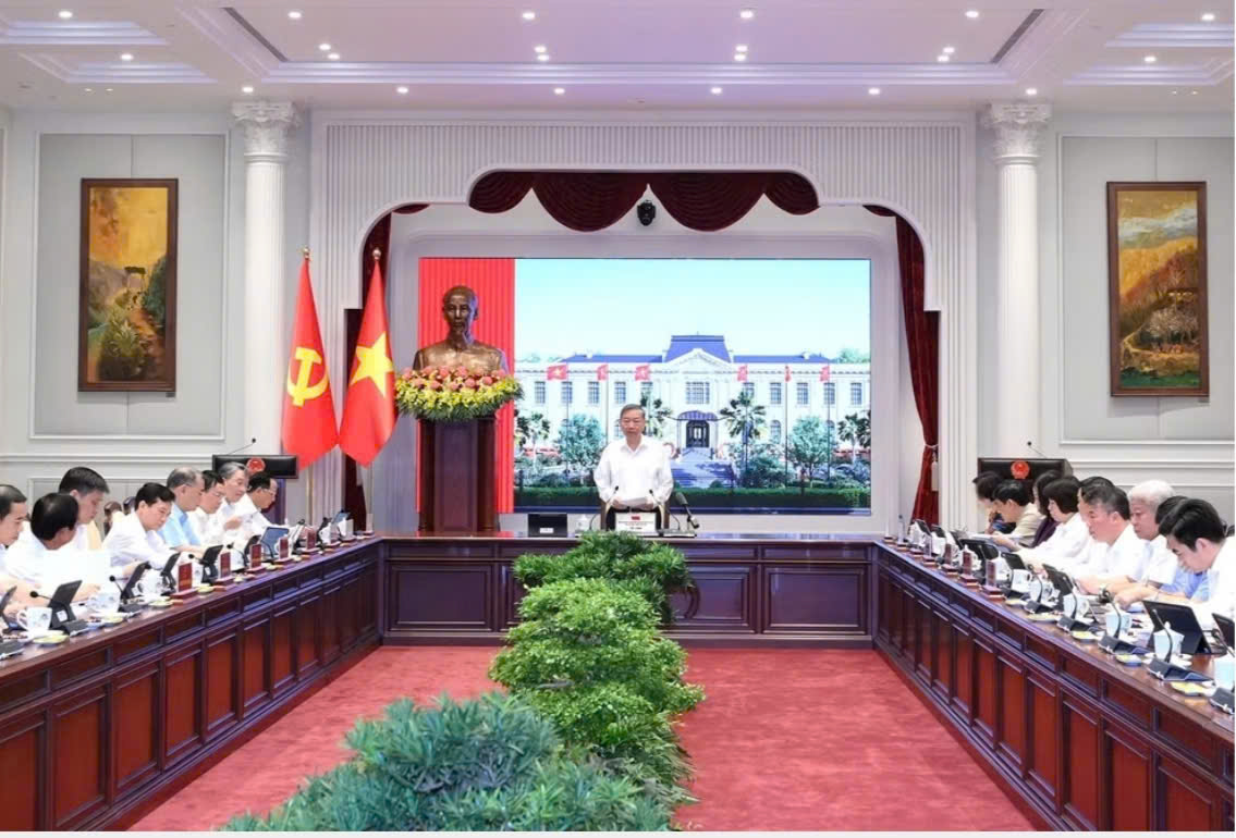 Xây dựng hệ thống an sinh xã hội đa tầng, bao trùm, lấy người dân làm trung tâm