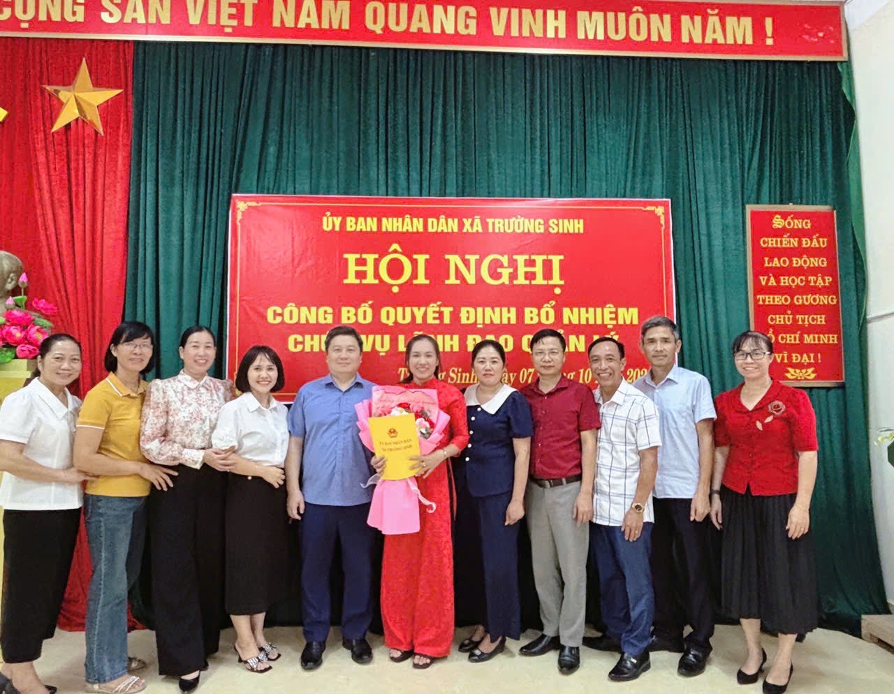 CÔNG BỐ QUYẾT ĐỊNH BỔ NHIỆM CÁN BỘ LÃNH ĐẠO TRƯỜNG THCS HÀO PHÚ