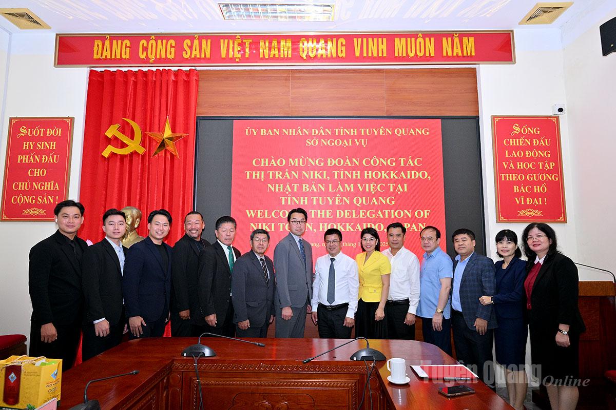 Delegation from Niki Town, Hokkaido (Japan), Pays a Visit to Tuyen Quang Province