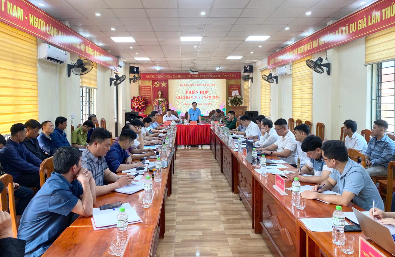 UBND xã Du Già giao ban đánh giá kết quả Quý I, triển khai nhiệm vụ Quý II năm 2026
