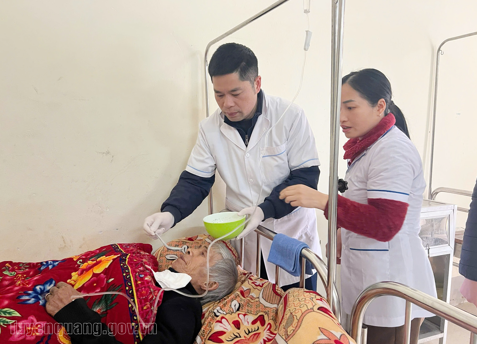 Tuyên Quang: Nâng cao vai trò y tế cơ sở trong chăm sóc, bảo vệ sức khỏe Nhân dân