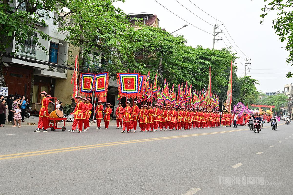 Rộn ràng Lễ rước Mẫu từ đền Ỷ La về đền Hạ năm 2026