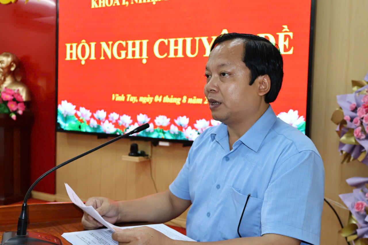 Họp BCH chuyên đề 4 th 8 s Cường.jpg