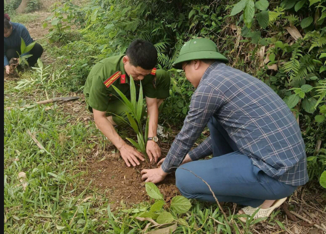 CÔNG AN XÃ TRUNG HÀ HƯỞNG ỨNG CHIẾN DỊCH THANH NIÊN TÌNH NGUYỆN HÈ NĂM 2026