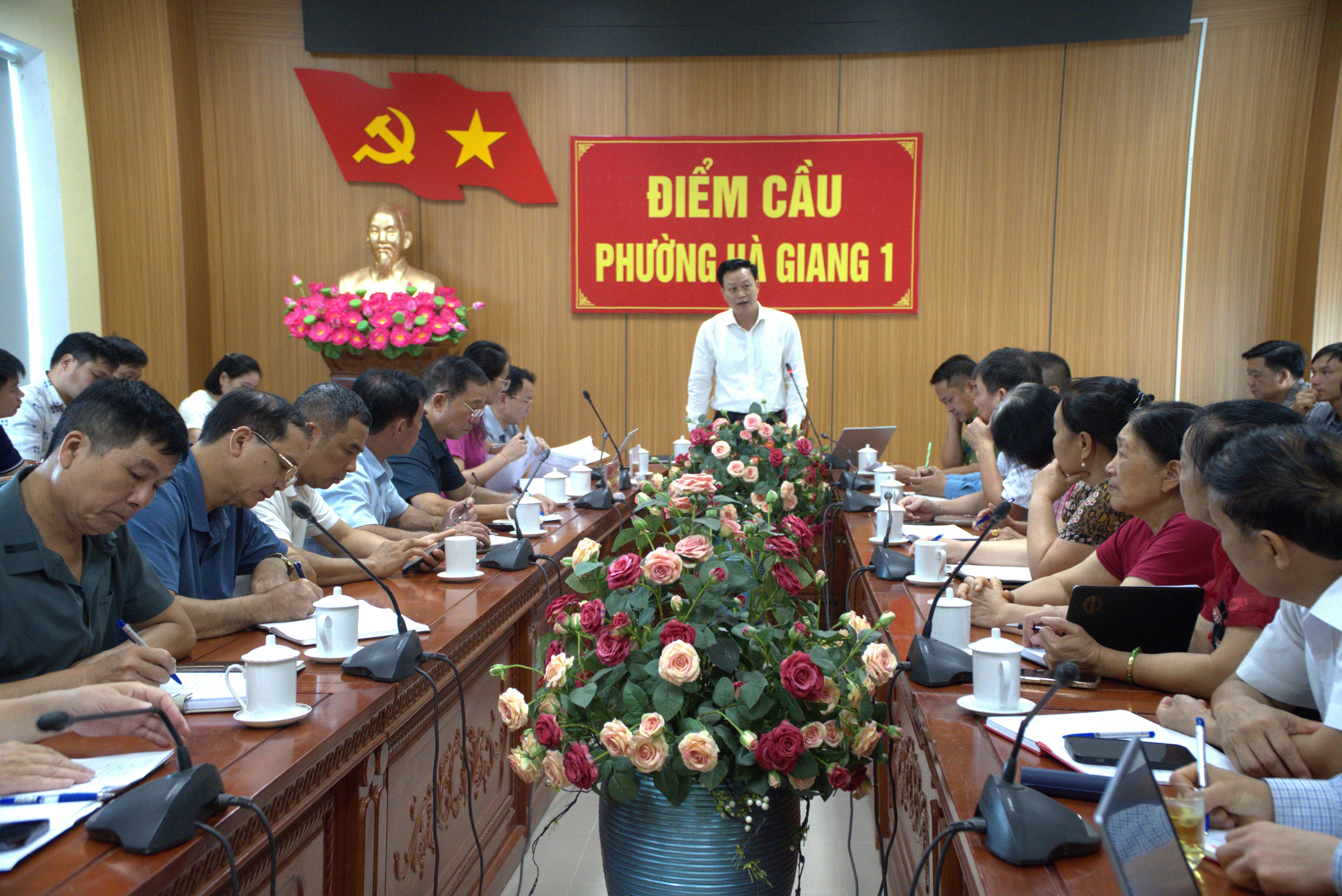 PHƯỜNG HÀ GIANG 1 HỌP HỘI ĐỒNG XÉT TUYỂN LỰC LƯỢNG THAM GIA BẢO VỆ AN NINH, TRẬT TỰ Ở CƠ SỞ