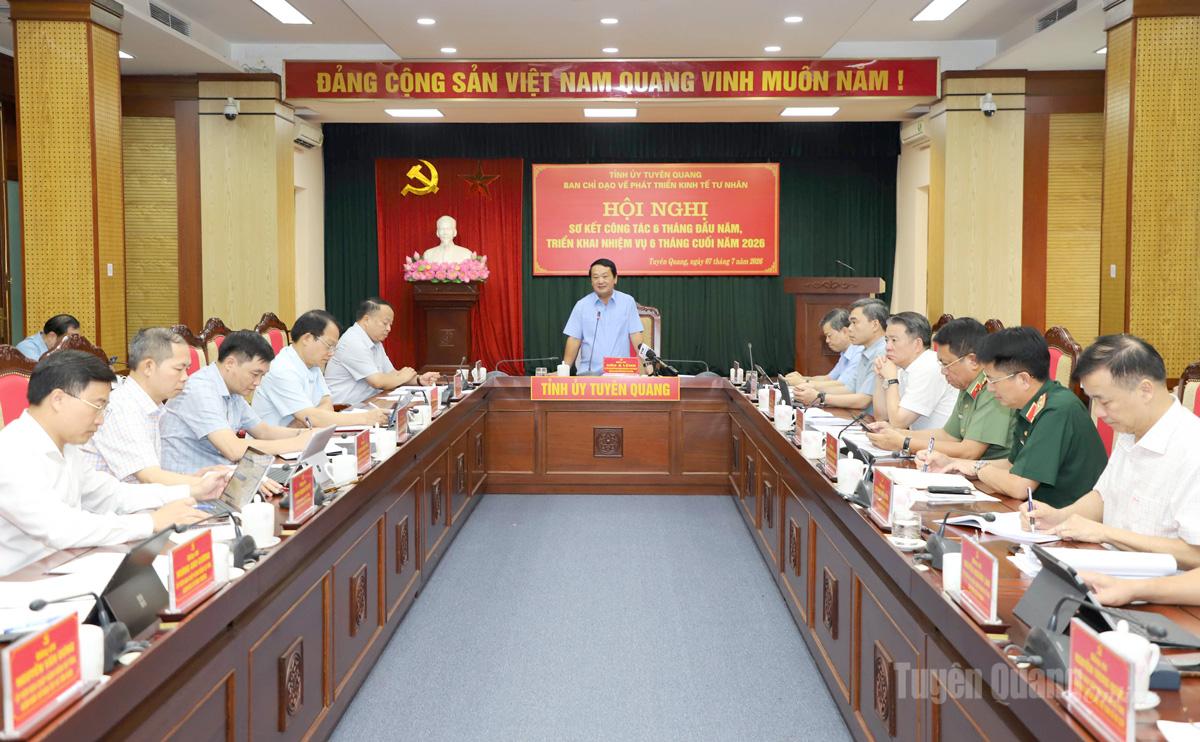 Tháo gỡ khó khăn vướng mắc của nhà đầu tư, cộng đồng doanh nghiệp một cách chân thành, có trách nhiệm