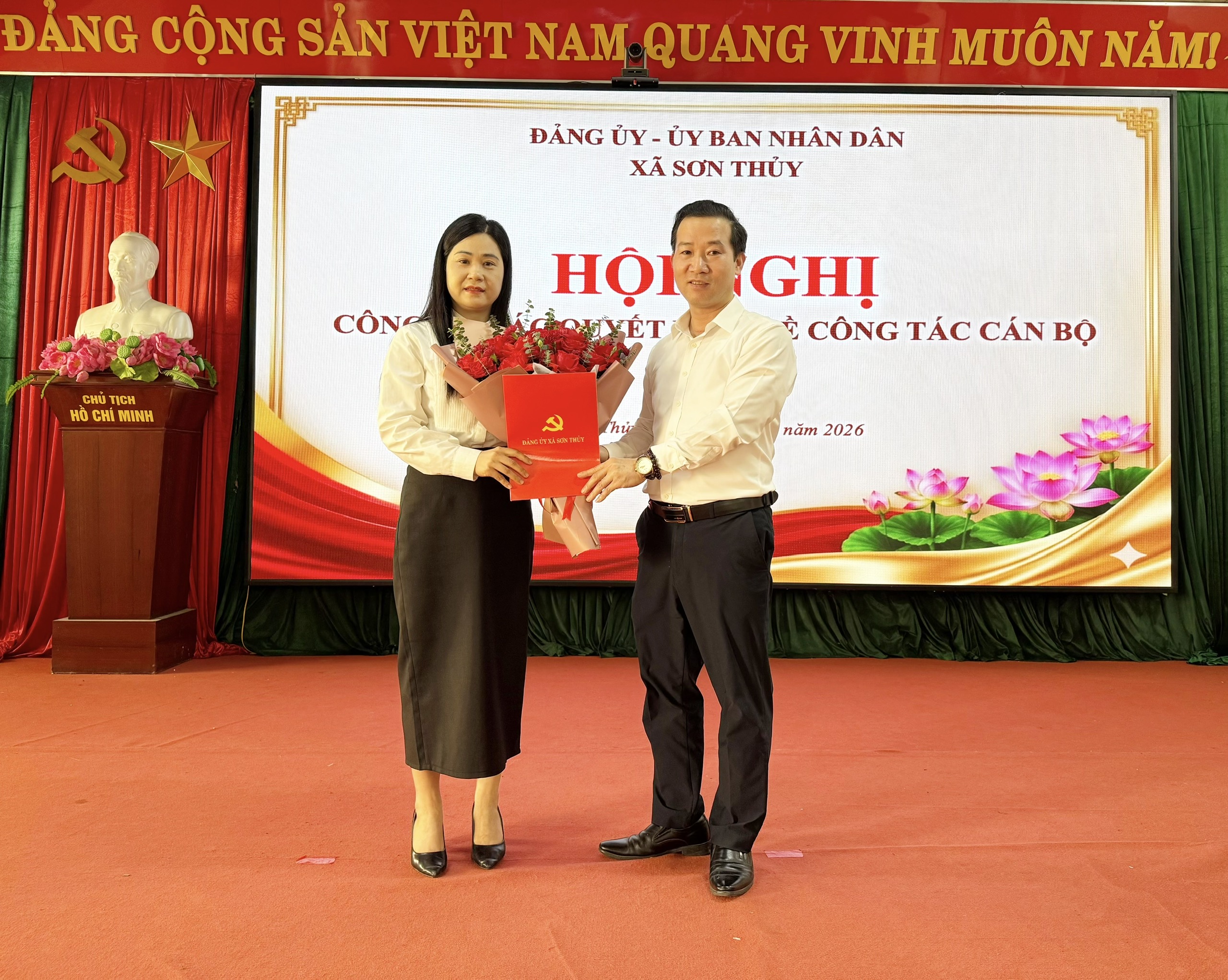 z7789493510529_30c6cd70443203fb707d76dfb92ecbb9.jpg