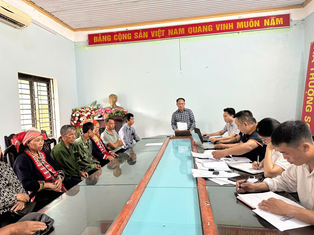 HỘI ĐỒNG XÁC ĐỊNH MỨC ĐỘ KHUYẾT TẬT XÃ THƯỢNG SƠN TỔ CHỨC HỌP XÁC ĐỊNH MỨC ĐỘ KHUYẾT TẬT CHO NGƯỜI KHUYẾT TẬT TRÊN ĐỊA BÀN