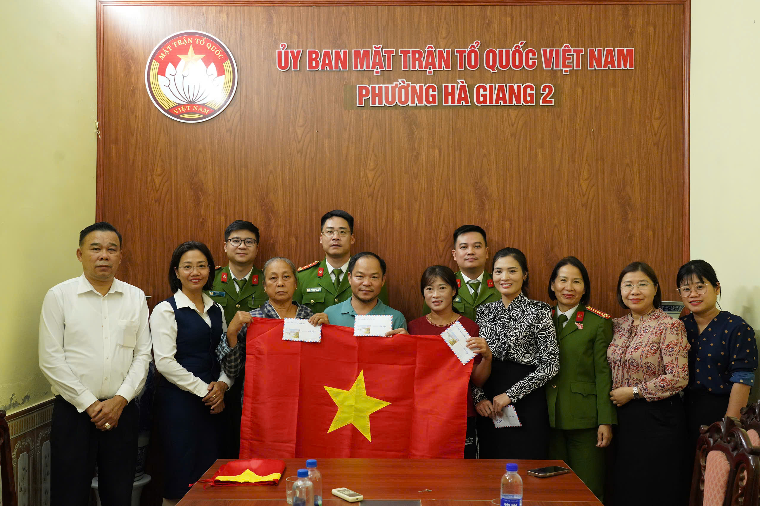 CHIA SẺ KHÓ KHĂN, LAN TỎA TINH THẦN "VÌ NHÂN DÂN PHỤC VỤ"