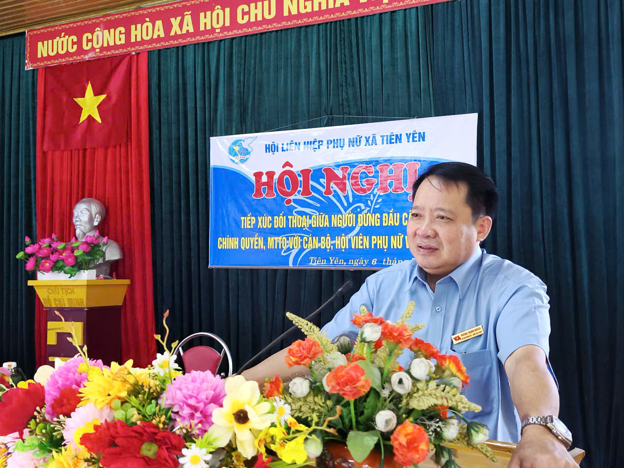 Hội nghị tiếp xúc, đối thoại giữa người đứng đầu cấp ủy, chính quyền, MTTQ với cán bộ, hội viên phụ nữ và Nhân dân năm 2026