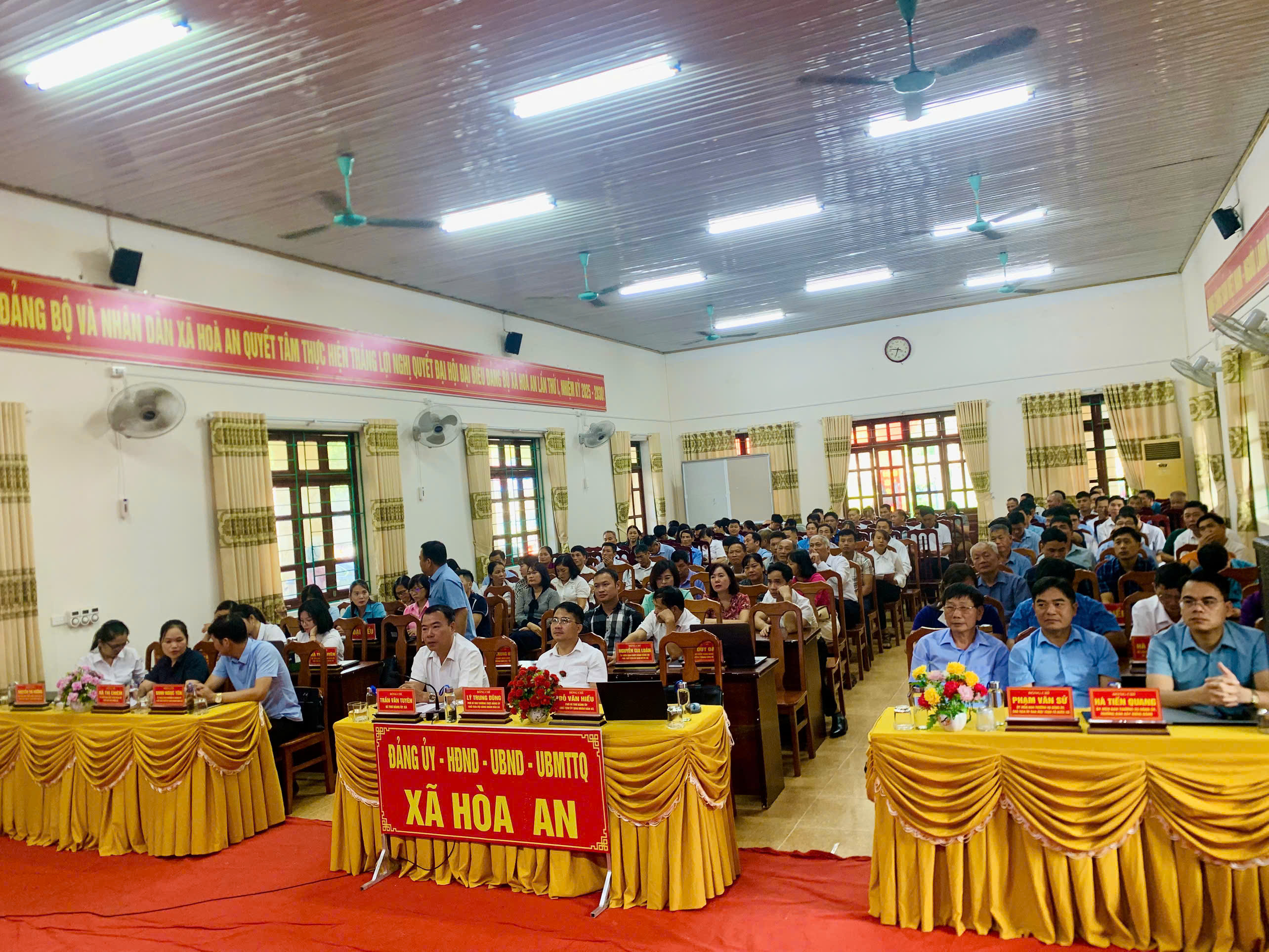 Xã Hòa An dự Hội nghị trực tuyến quán triệt và triển khai thực hiện các Nghị quyết của Bộ Chính trị