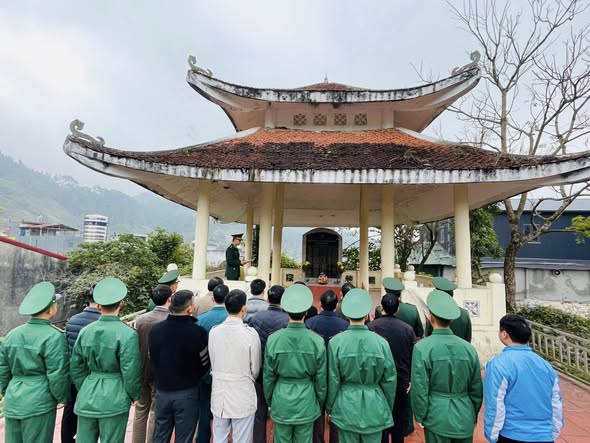 Phát huy tinh thần bất diệt của bộ đội cụ Hồ trong thời bình. 