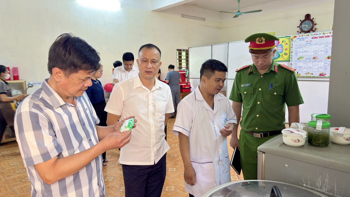 YÊN PHÚ KIỂM TRA ĐIỀU KIỆN AN TOÀN THỰC PHẨM TẠI CÁC CƠ SỞ GIÁO DỤC