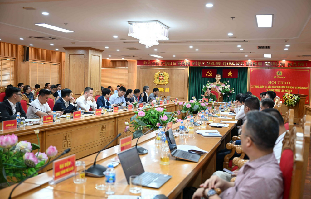 HỘI THẢO: XÂY DỰNG, QUẢN TRỊ, VẬN HÀNH TRUNG TÂM TÍNH TOÁN HIỆU NĂNG CAO TẠI TRUNG TÂM DỮ LIỆU QUỐC GIA