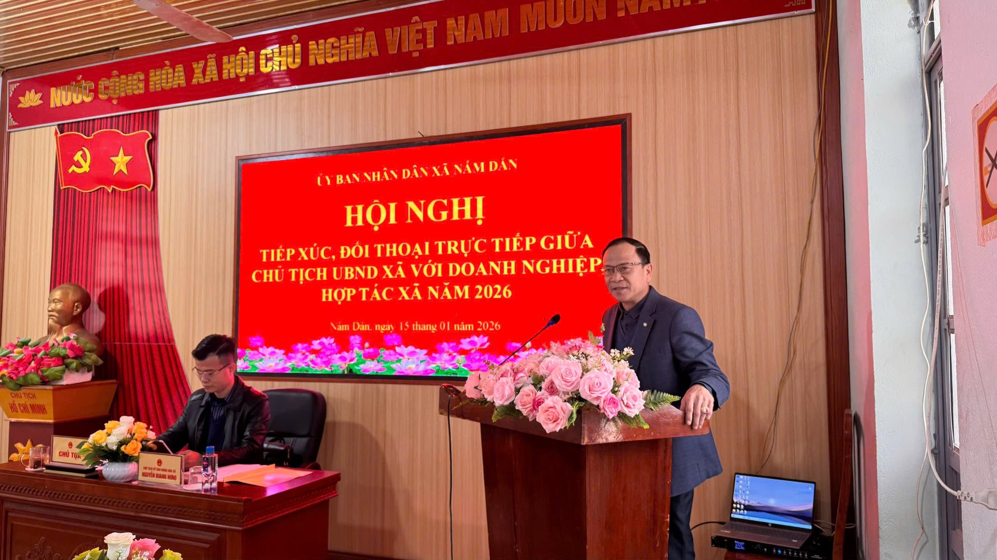 XÃ NẤM DẨN TỔ CHỨC HỘI NGHỊ TIẾP XÚC, ĐỐI THOẠI TRỰC TIẾP GIỮA CHỦ TỊCH UBND XÃ VỚI DOANH NGHIỆP, HỢP TÁC XÃ NĂM 2026