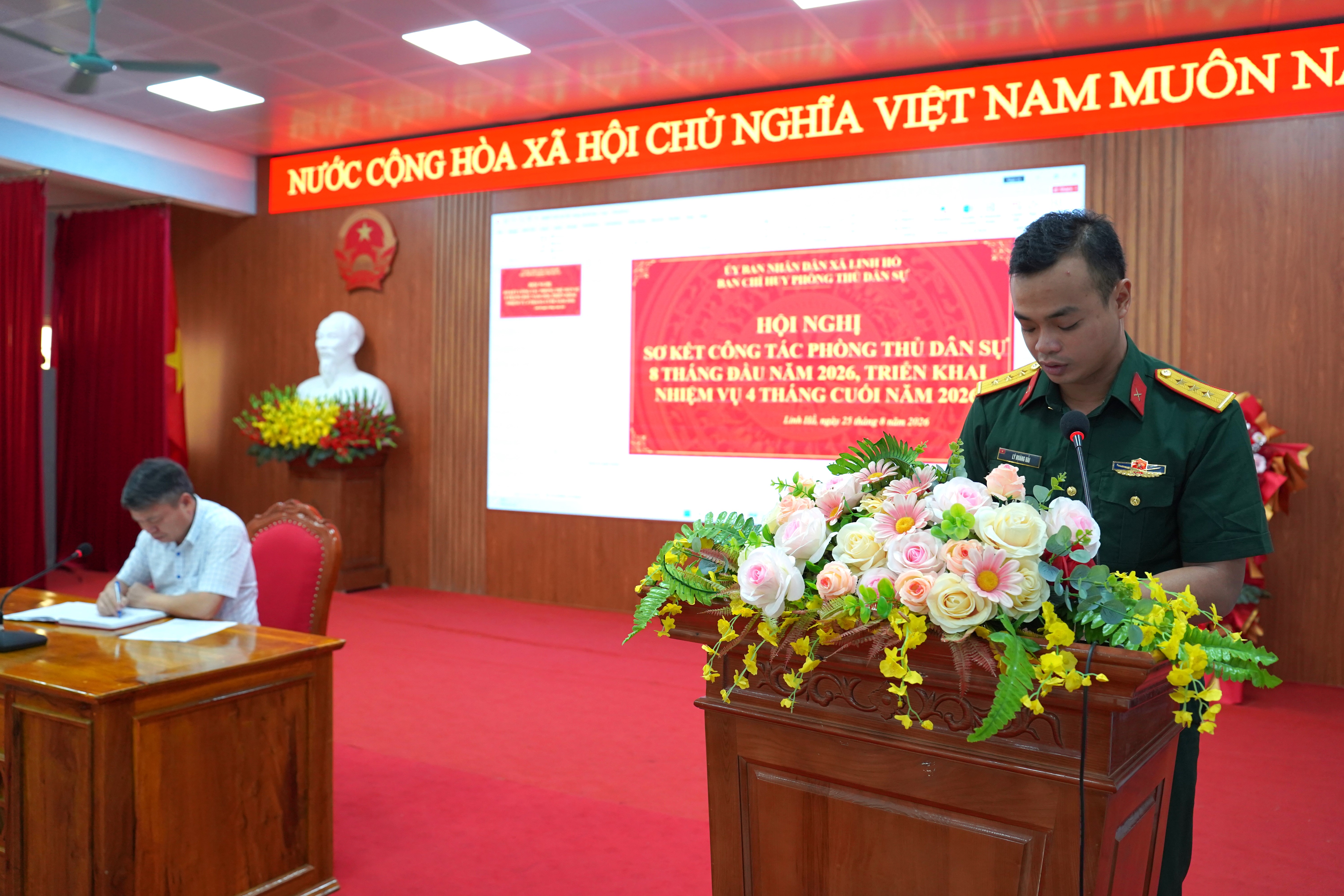 Ph&ograve;ng thủ 2.JPG