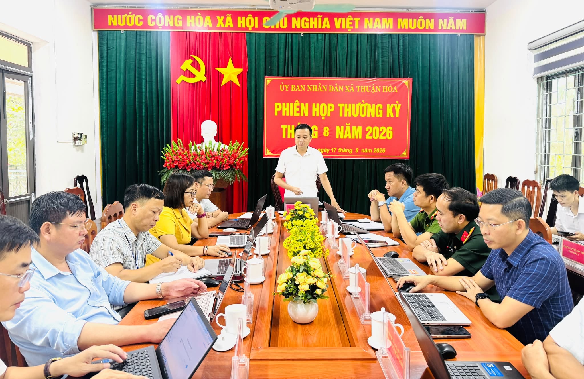 UBND xã Thuận Hòa họp phiên thường kỳ tháng 8 năm 2026