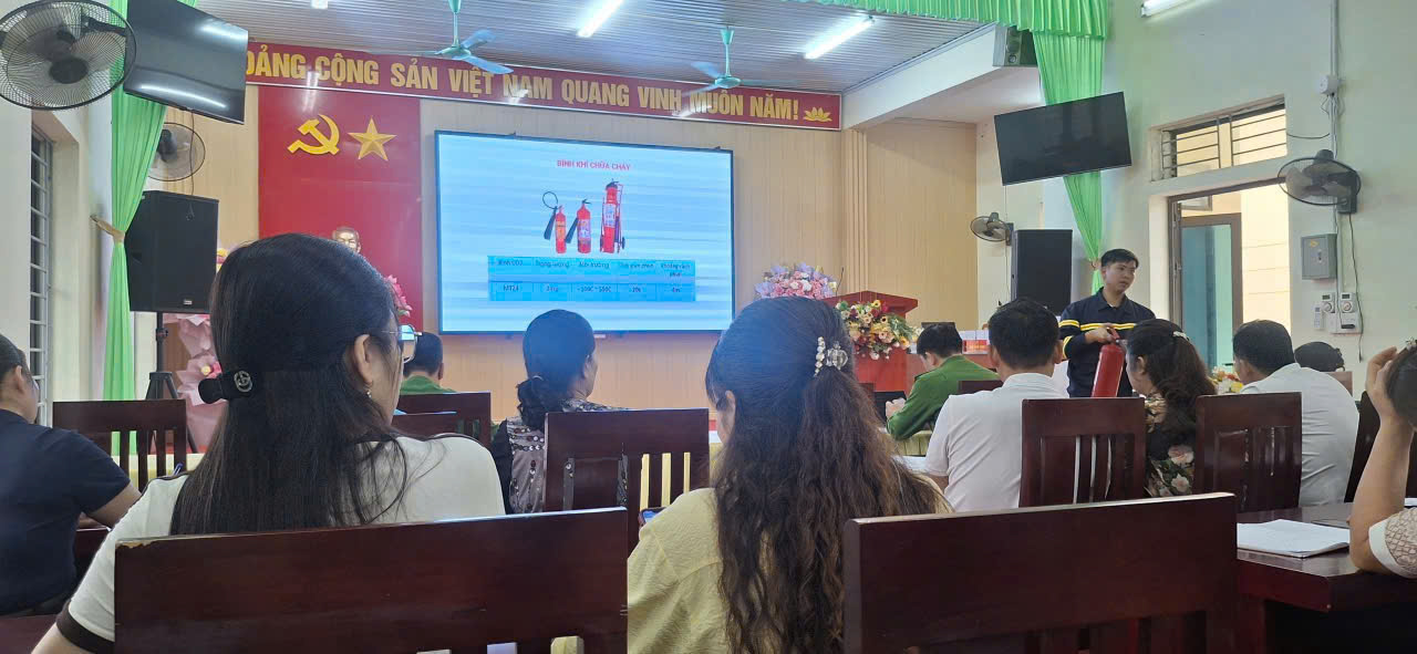 tập huấn PCCC..jpg