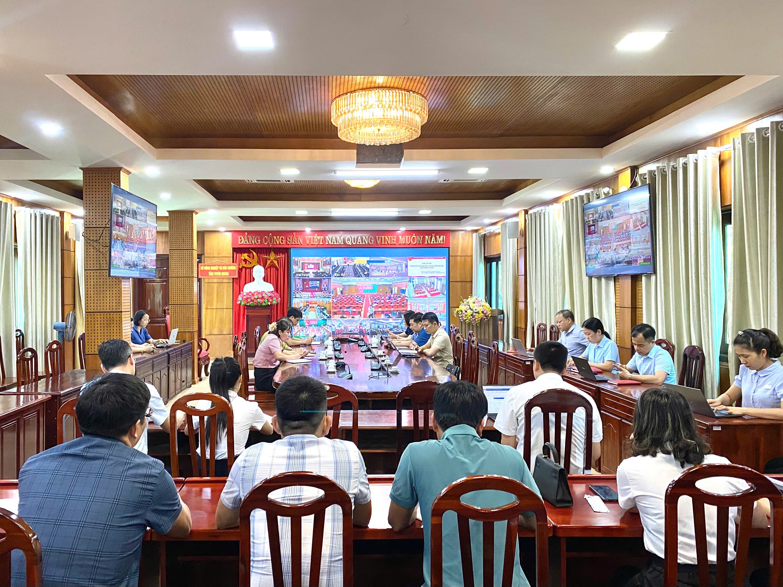 Hội nghị cập nhật kiến thức, quy định mới của pháp luật và bồi dưỡng nghiệp vụ công tác kiểm tra, giám sát