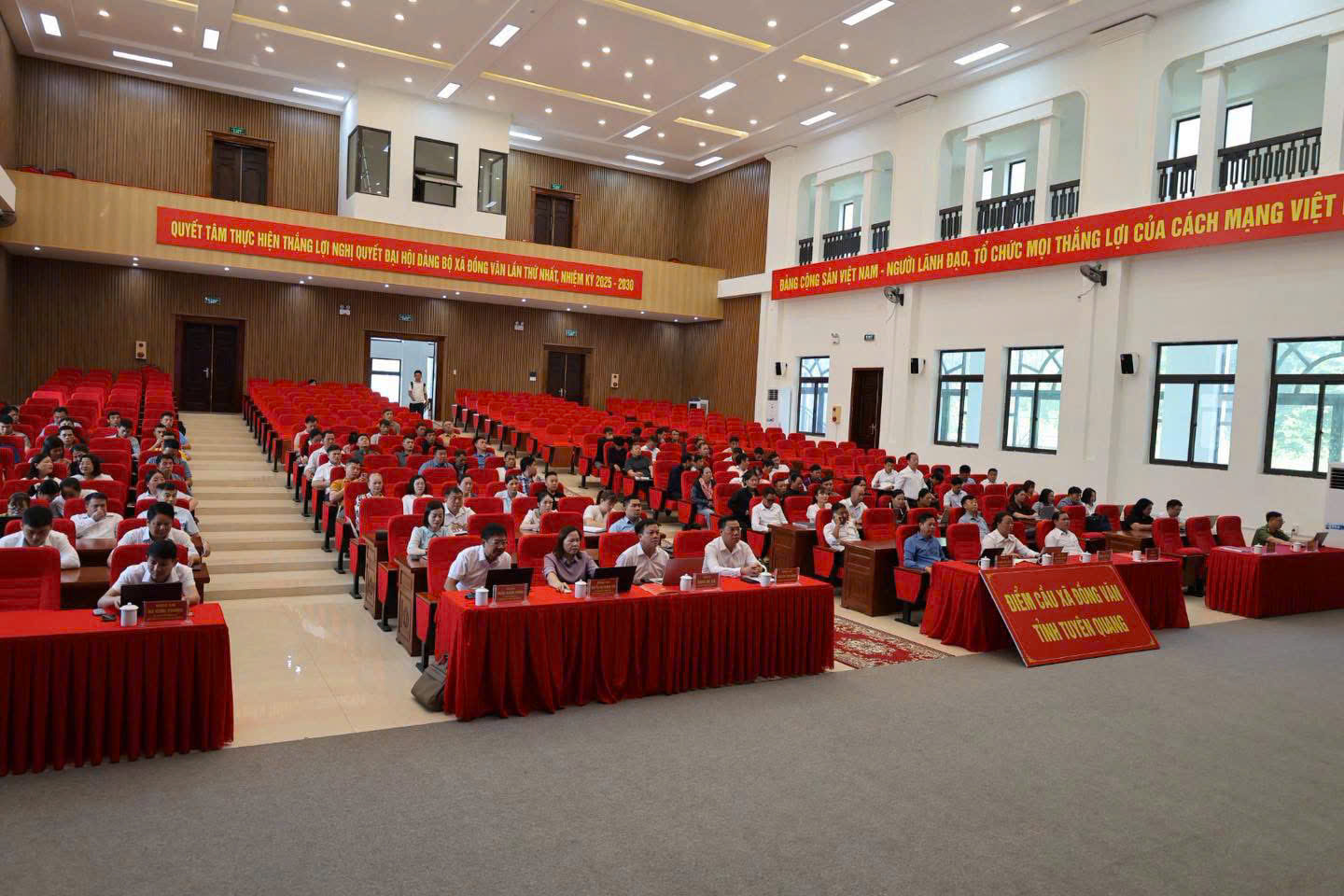 Xã Đồng Văn tham dự Hội nghị tập huấn ứng dụng trí tuệ nhân tạo (AI) trong thực tiễn công tác