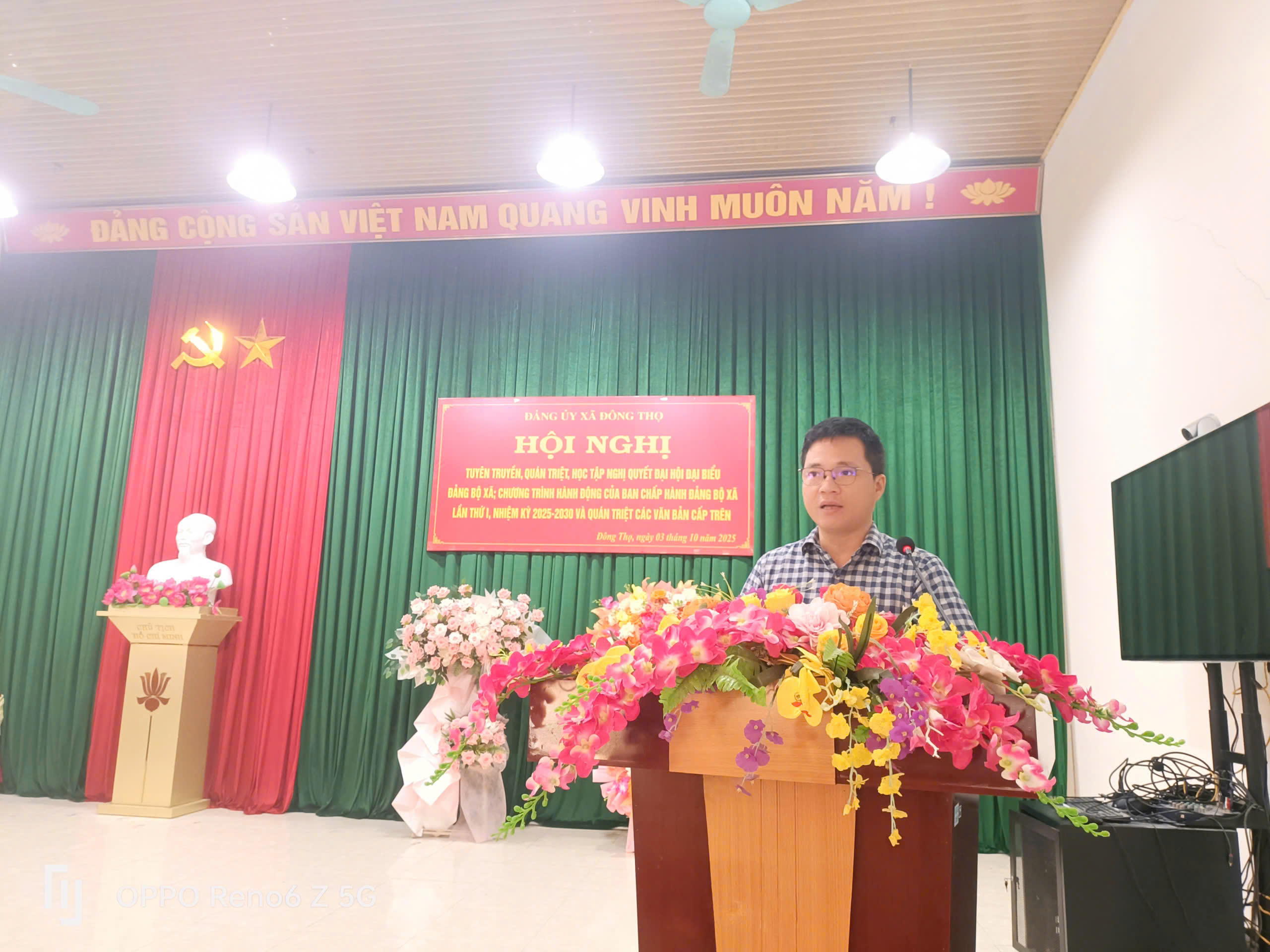 Đồng ch&iacute; Nguyễn Thanh T&ugrave;ng qu&aacute;n triệt chương tr&igrave;nh h&agrave;nh động