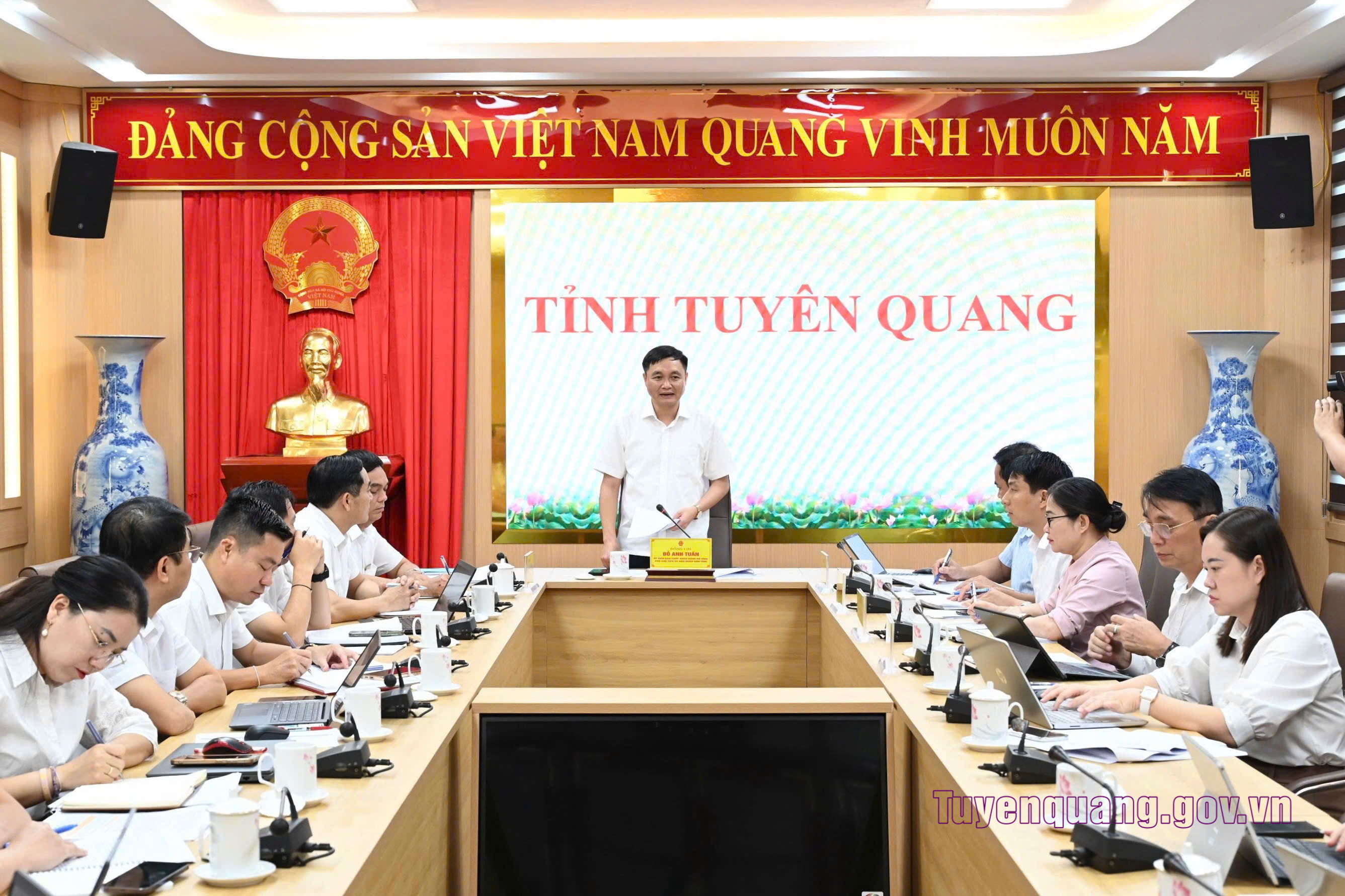 Phó Chủ tịch UBND tỉnh Đỗ Anh Tuấn làm việc với Trường Cao đẳng Tuyên Quang