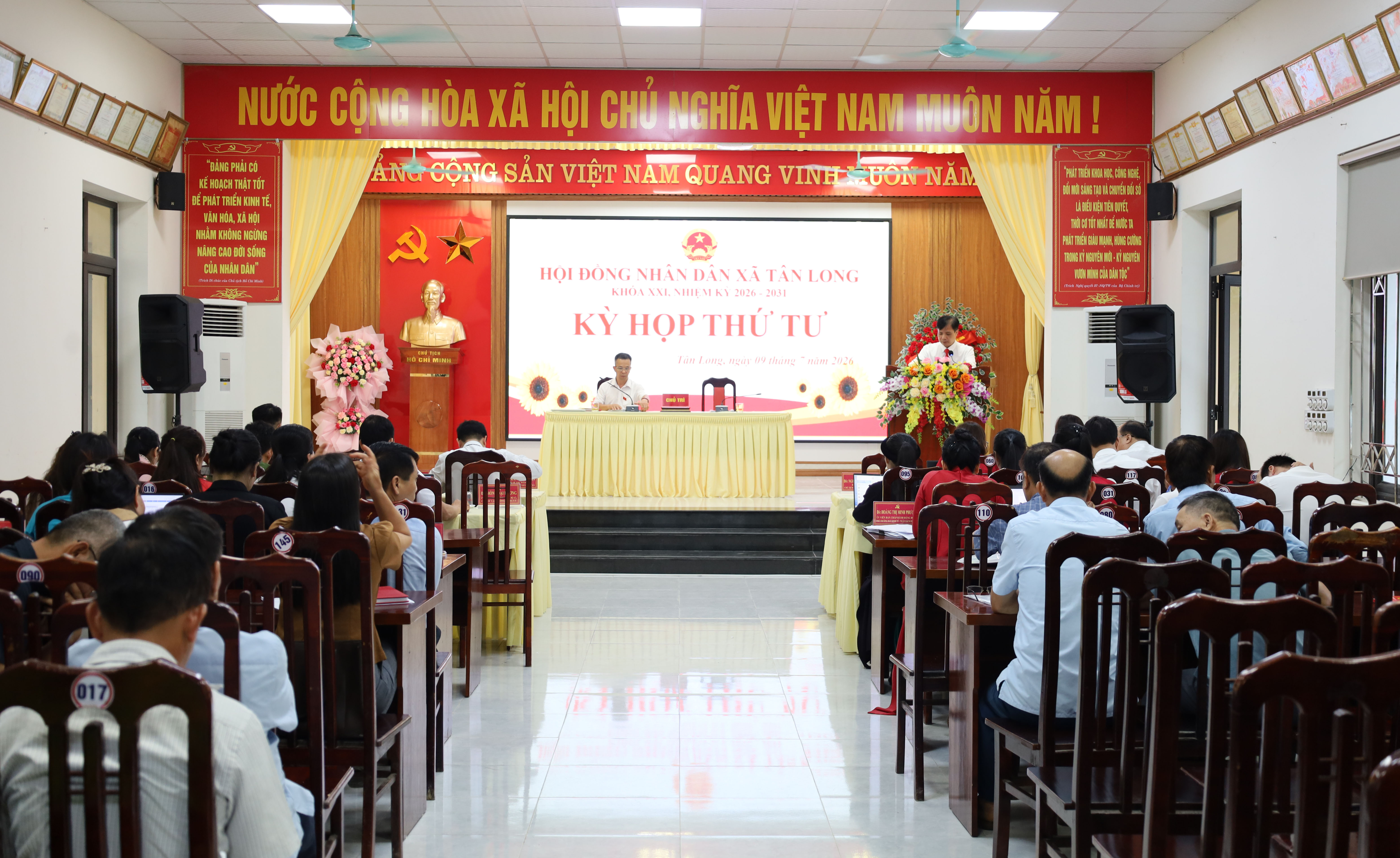 HỘI ĐỒNG NHÂN DÂN  XÃ TÂN LONG TỔ CHỨC KỲ HỌP THỨ 4 KHÓA XXI, NHIỆM KỲ 2026 – 2031