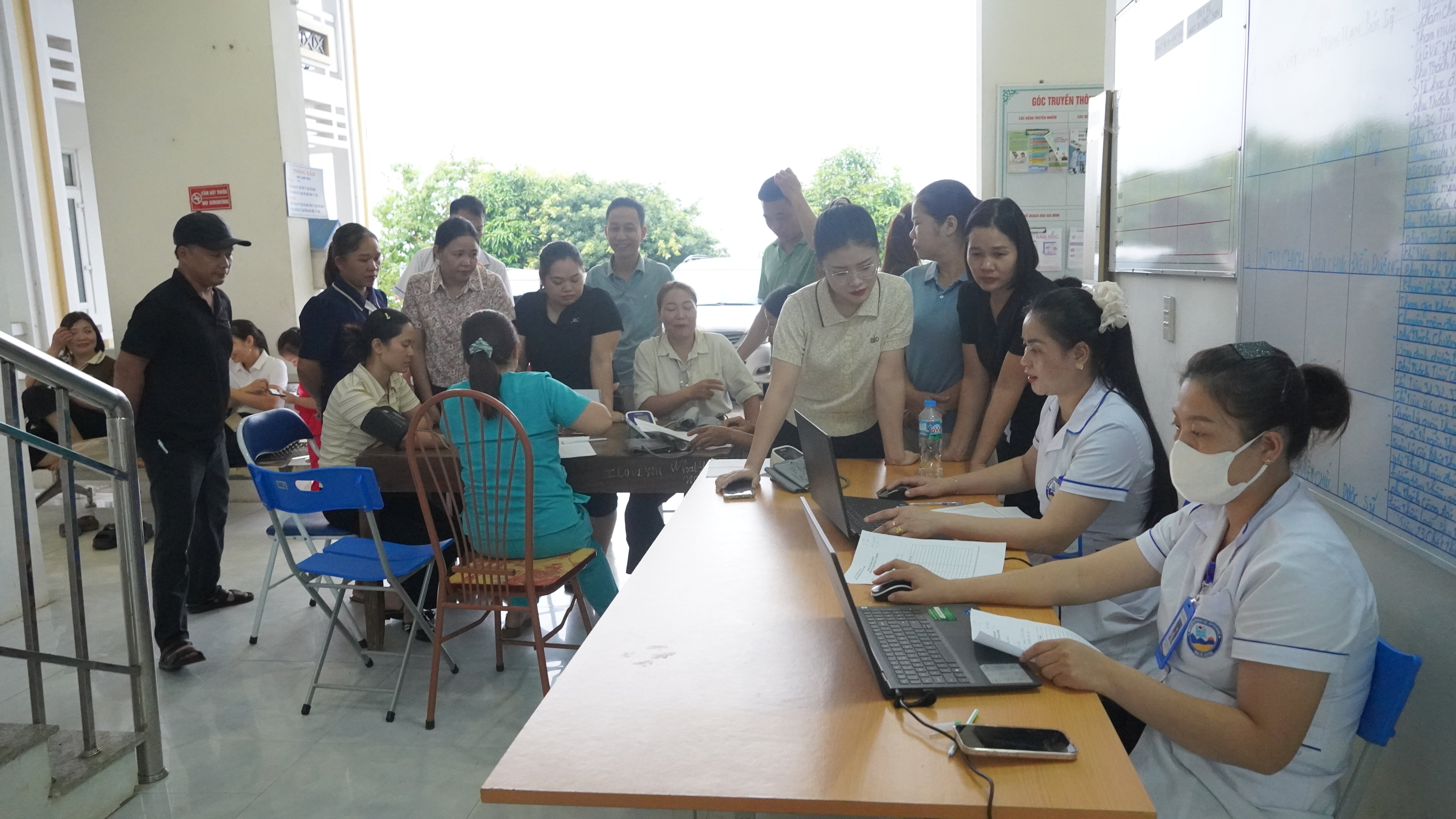 Xã Tân Tiến tổ chức khám, kiểm tra sức khỏe định kỳ năm 2026