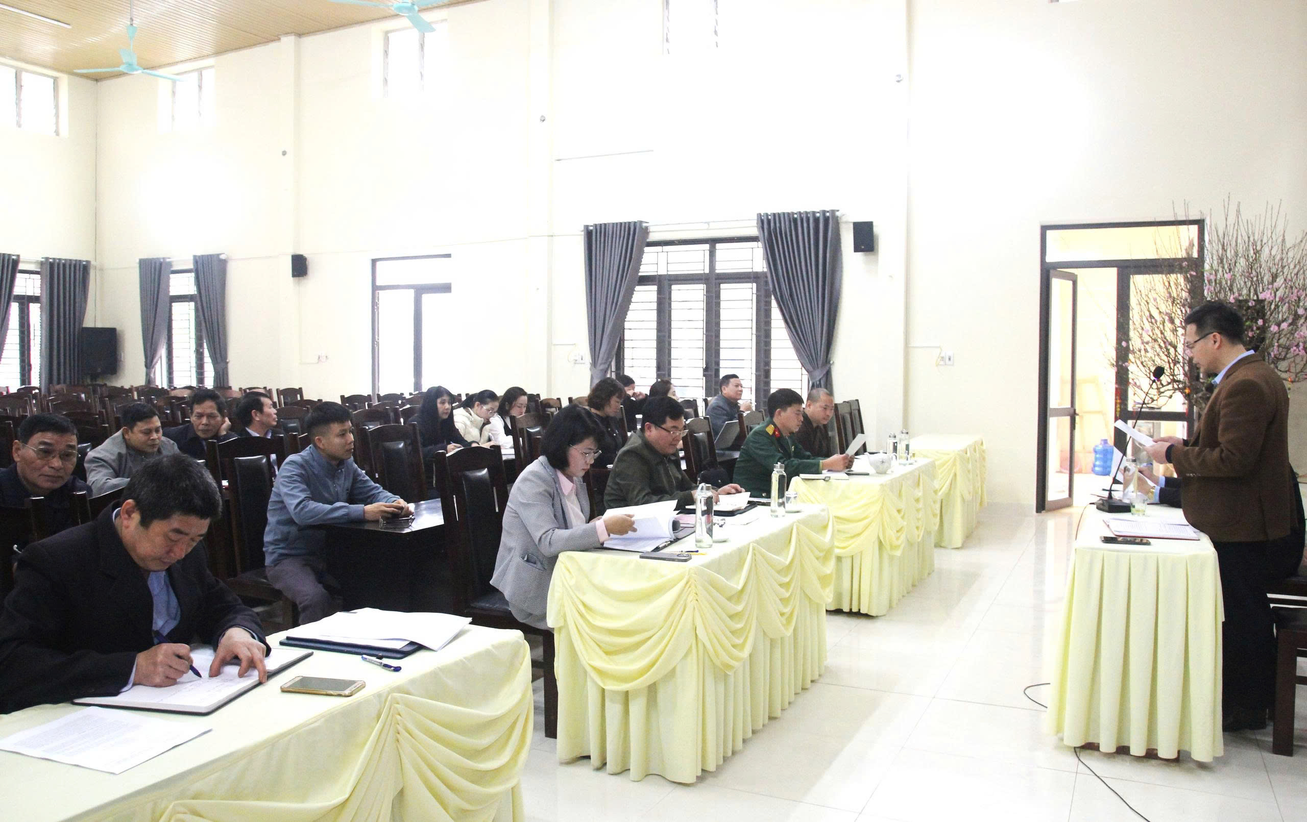 Ban Tổ chức các hoạt động mừng Đảng, mừng Xuân và Lễ hội truyền thống phường An Tường họp triển khai công tác tổ chức Lễ hội Đình Song Lĩnh và Lễ hội Chùa Hang (chùa Hương Nghiêm) năm 2026