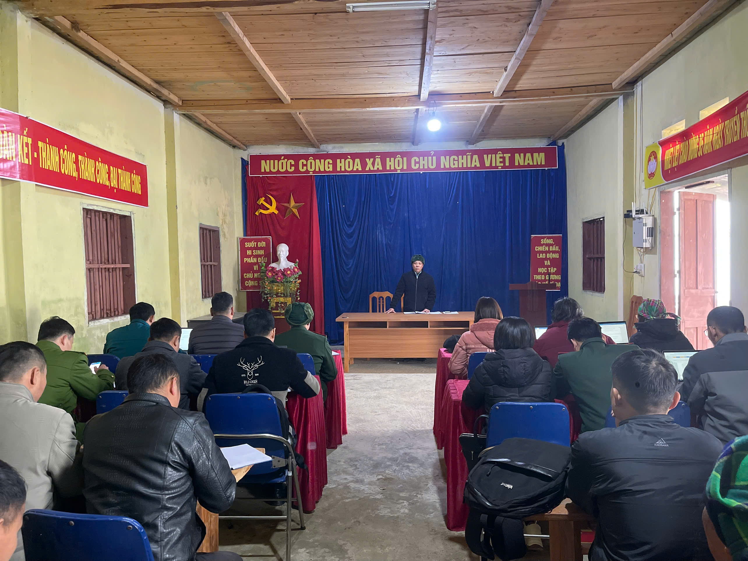 Ủy ban MTTQ Việt Nam xã Thàng Tín tổ chức gặp gỡ, tiếp xúc với nhân dân thôn Cao Sơn Thượng và Cao Sơn Hạ