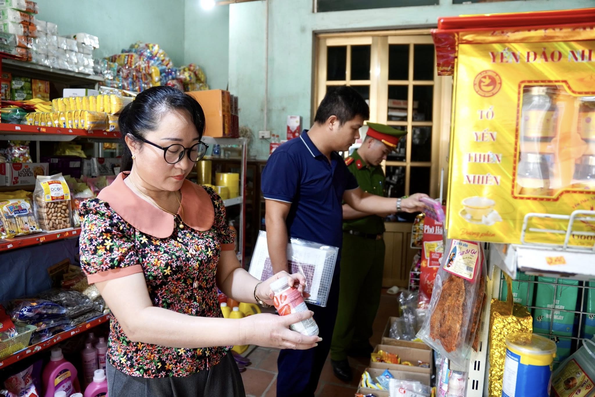 Sơn Dương kiểm tra liên ngành hưởng ứng “Tháng hành động vì an toàn thực phẩm” năm 2026