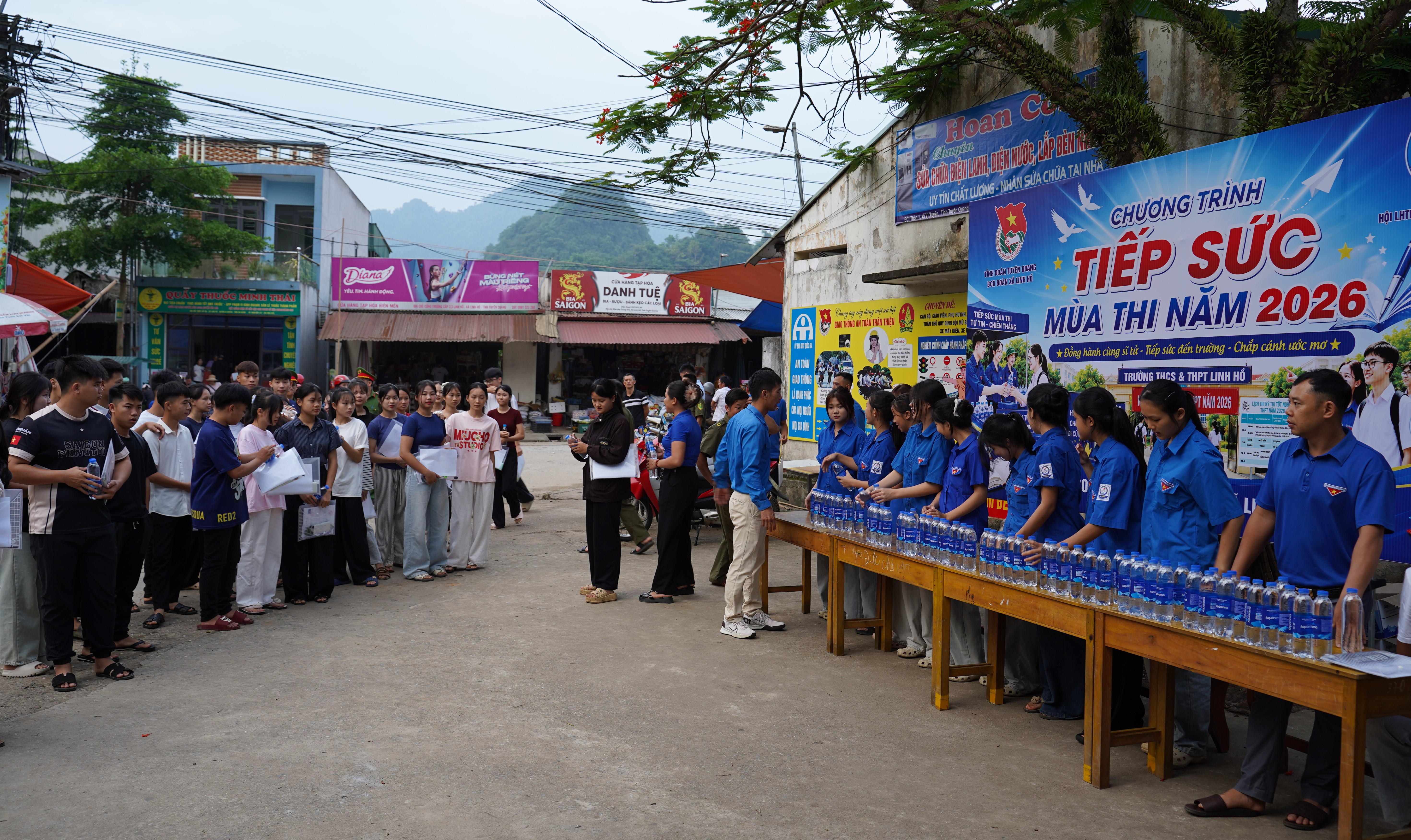Tiếp sức 5.JPG