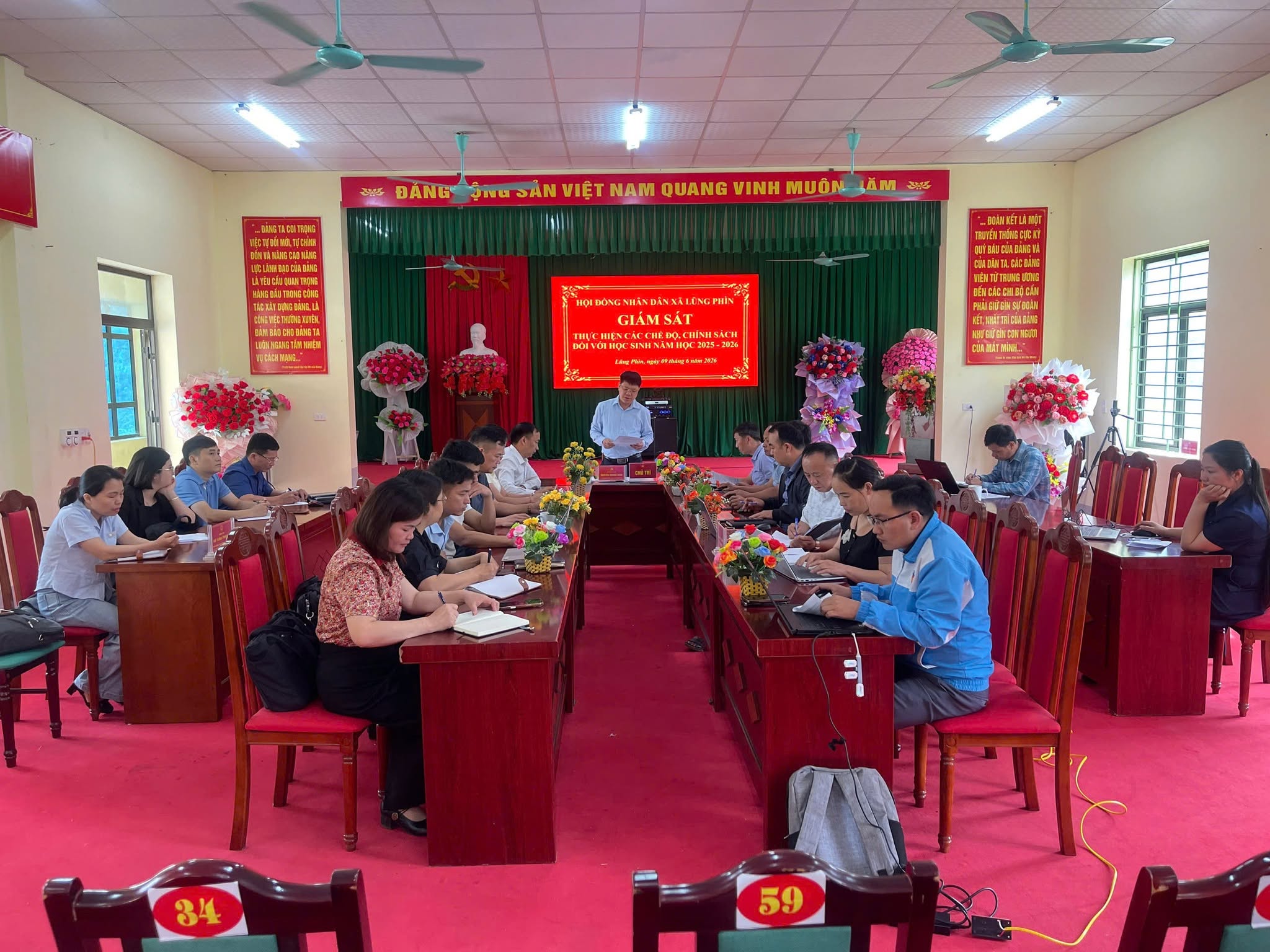 Thường trực HĐND xã Lũng Phìn giám sát thực hiện các chế độ, chính sách đối với học sinh năm học 2025 – 2026