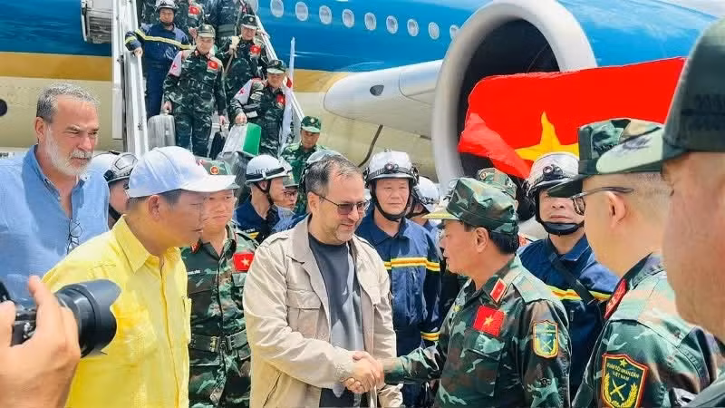 Lãnh đạo Venezuela cảm ơn sự hỗ trợ và tình đoàn kết của Việt Nam