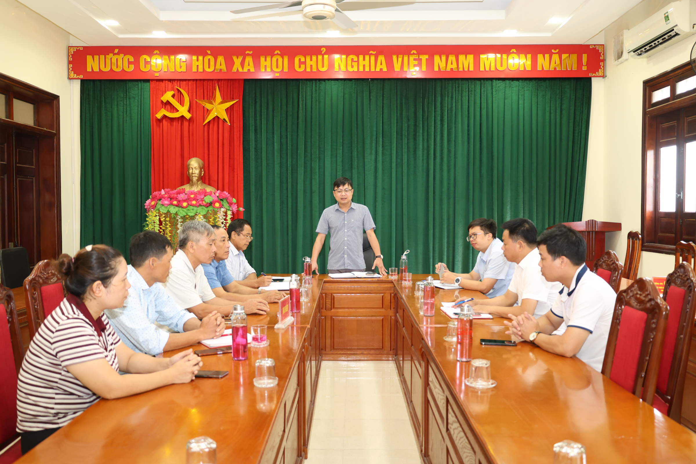 Ủy ban nhân dân xã Lâm Bình họp với Ban Quản lý khai thác công trình thủy lợi