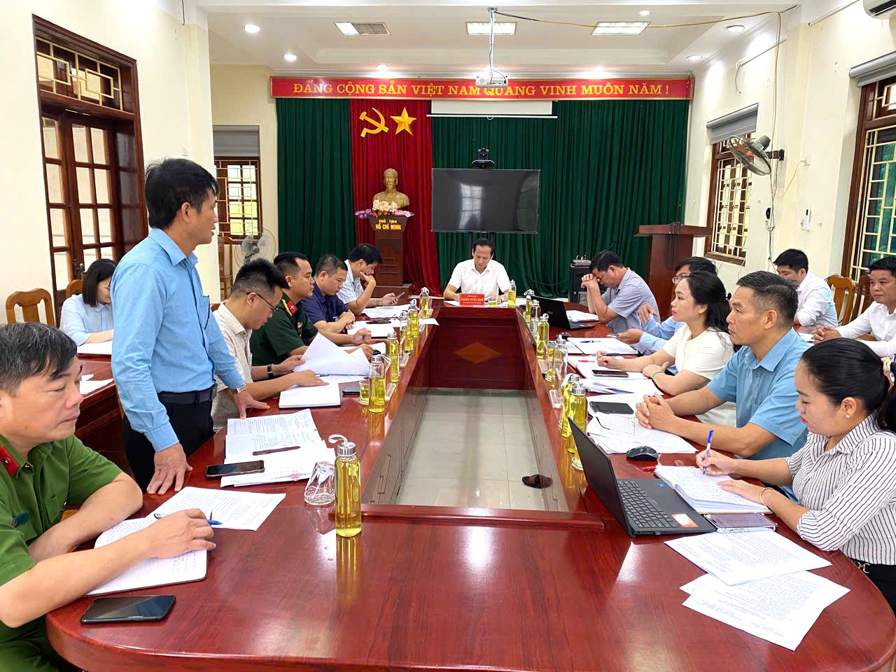 Thường trực Đảng ủy xã Tân Trào họp tuần 38