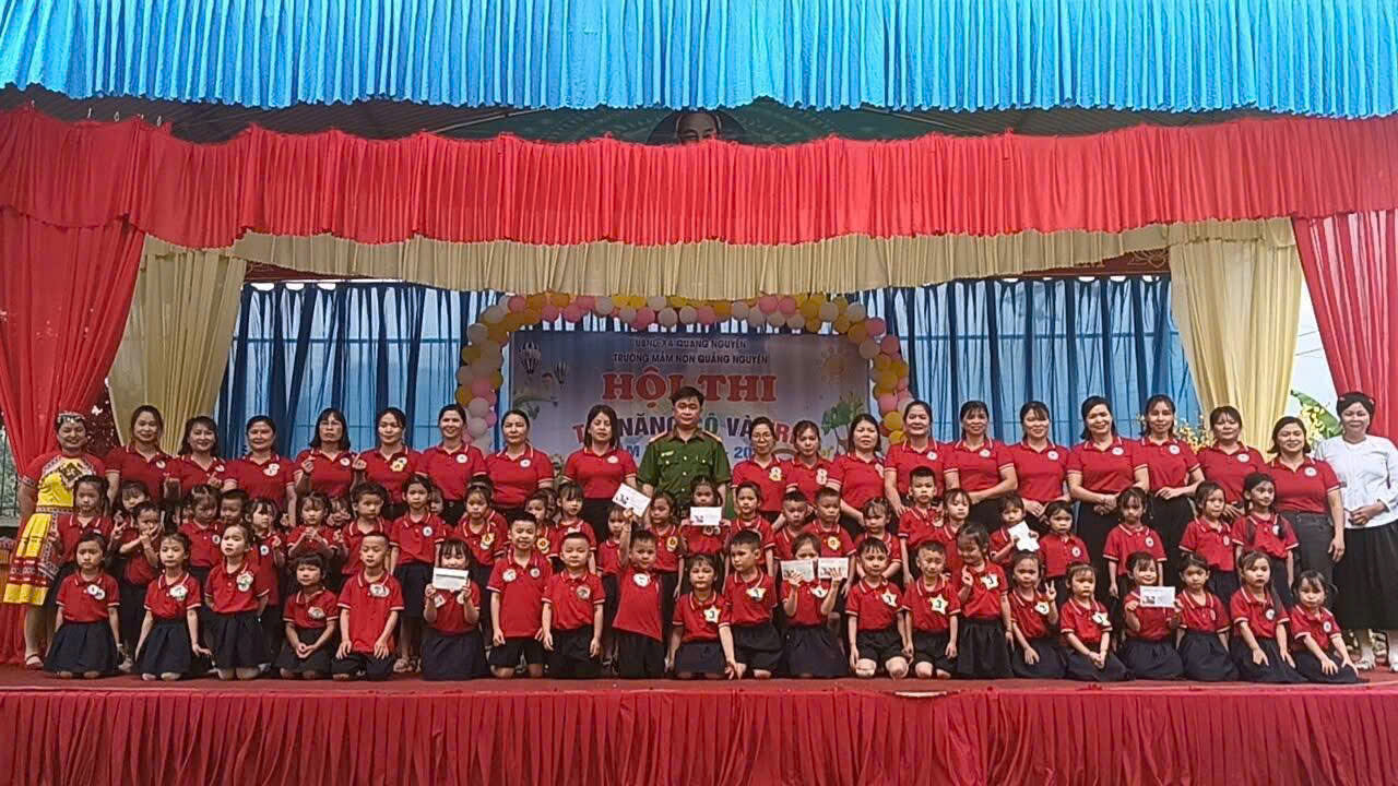 RỰC RỠ SẮC MÀU VĂN HÓA VÙNG CAO TẠI HỘI THI “TÀI NĂNG CỦA CÔ VÀ TRẺ” TRƯỜNG MẦM NON QUẢNG NGUYÊN