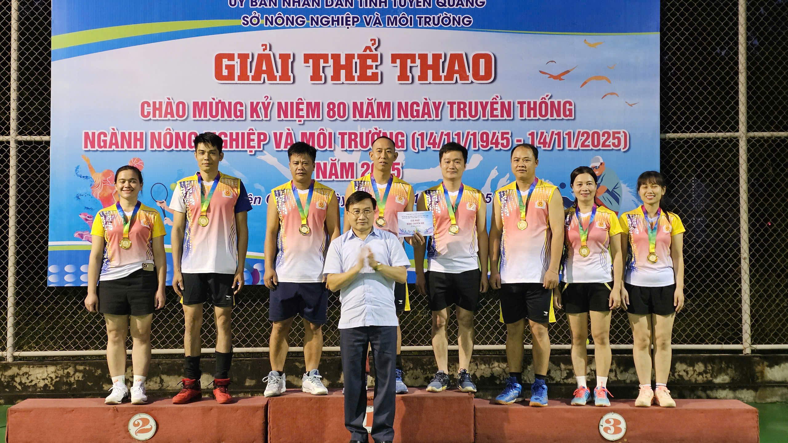 Khỏe để xây dựng ngành Nông nghiệp và Môi trường tỉnh Tuyên Quang xanh, bền vững