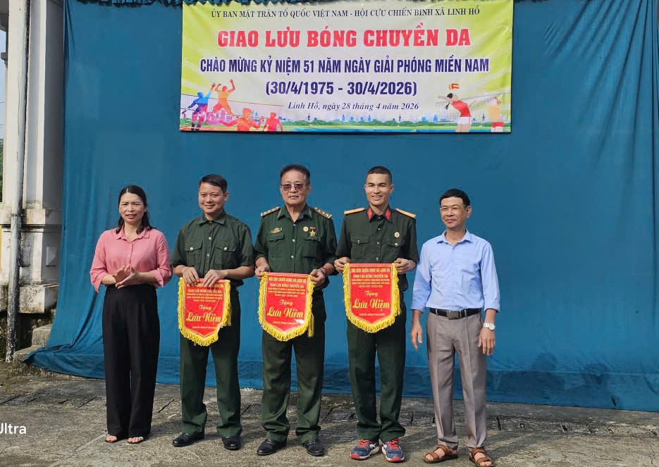 Bóng chuyền 3.jpg