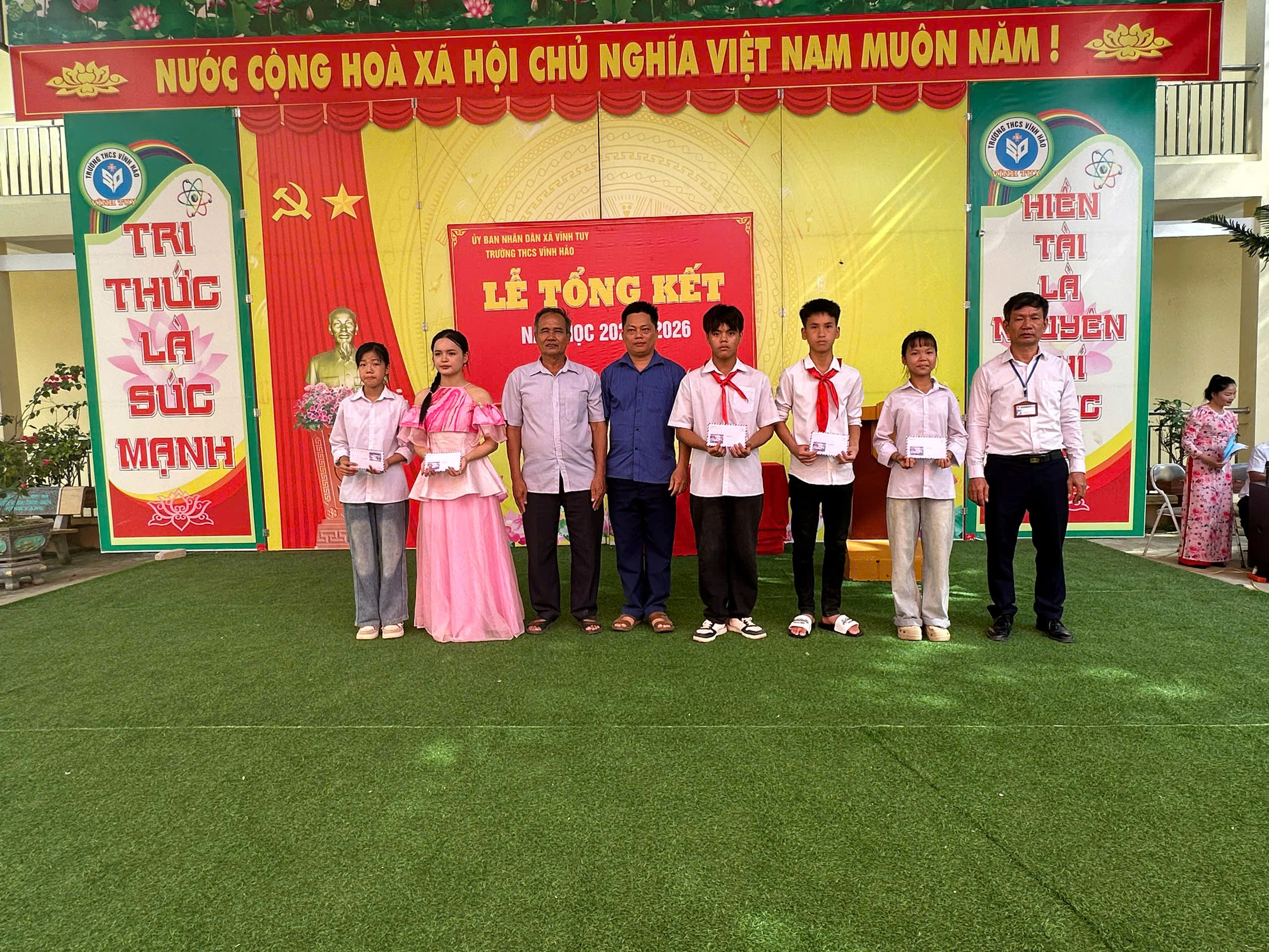 Tổng kết Vĩnh Hảo 5 em.jpg