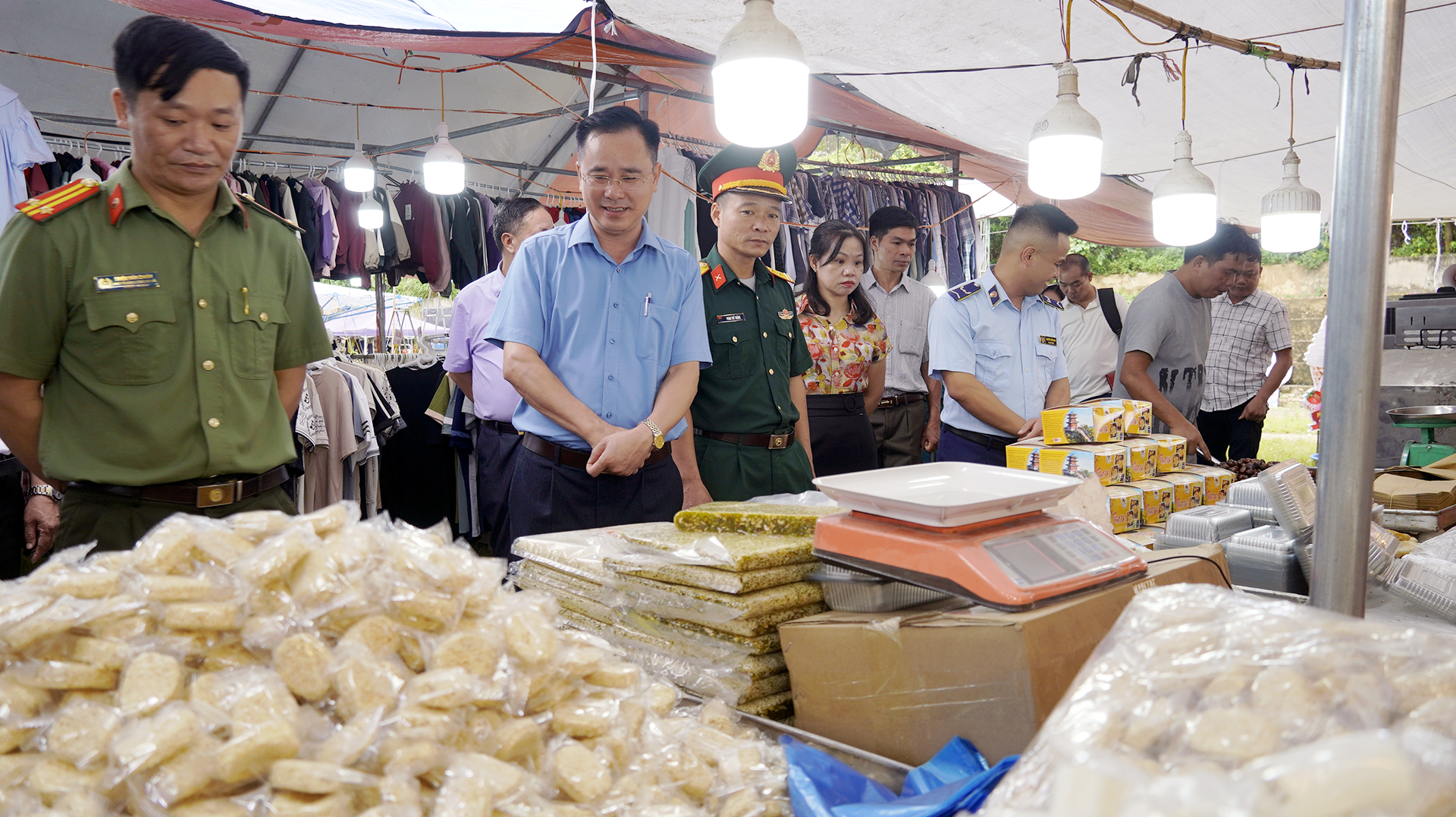PCT kiểm tra hội chợ (1).jpg