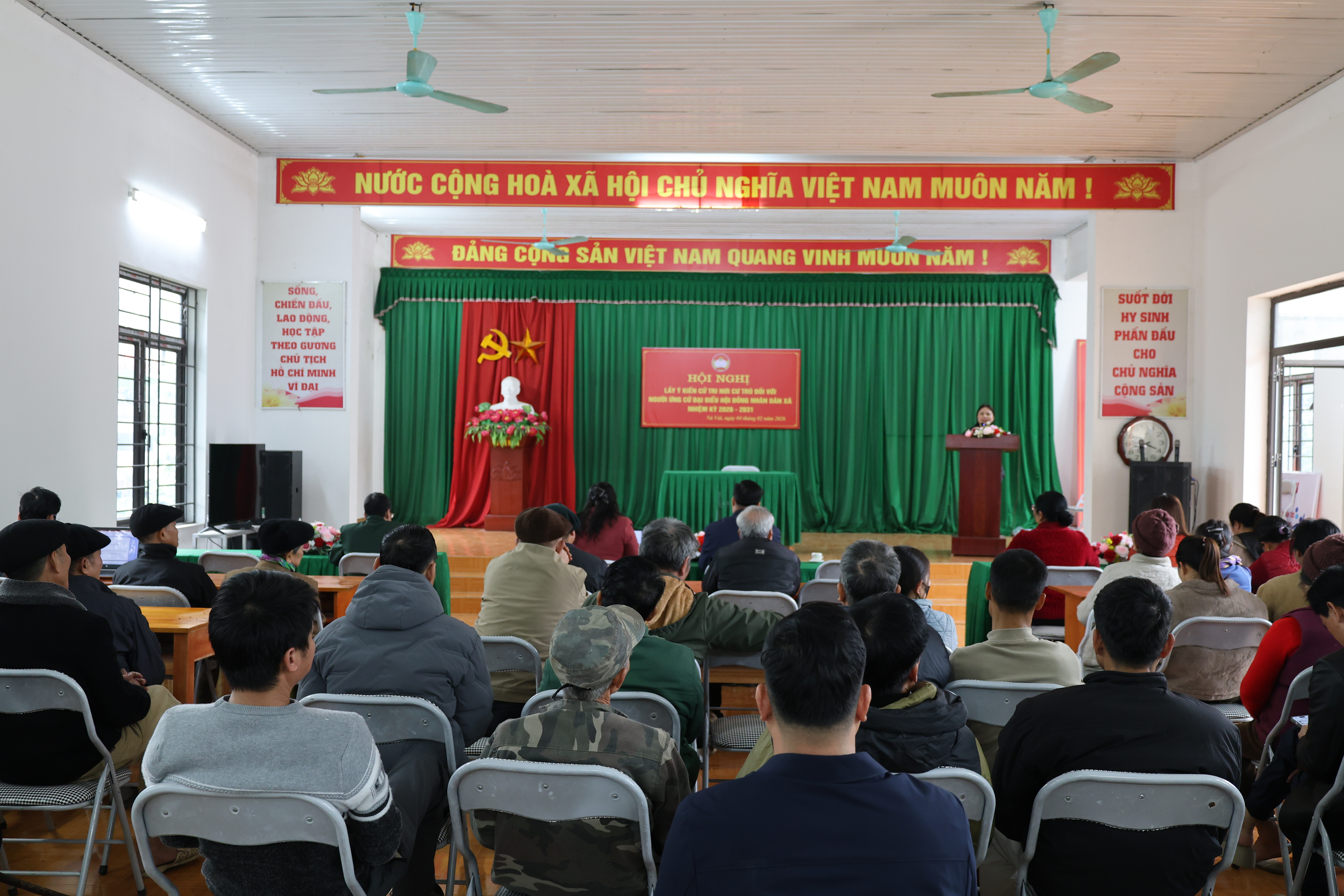 Hội nghị lấy ý kiến cử tri nơi cư trú đối với người ứng cử Đại biểu Hội đồng nhân dân xã nhiệm kỳ 2026 – 2031