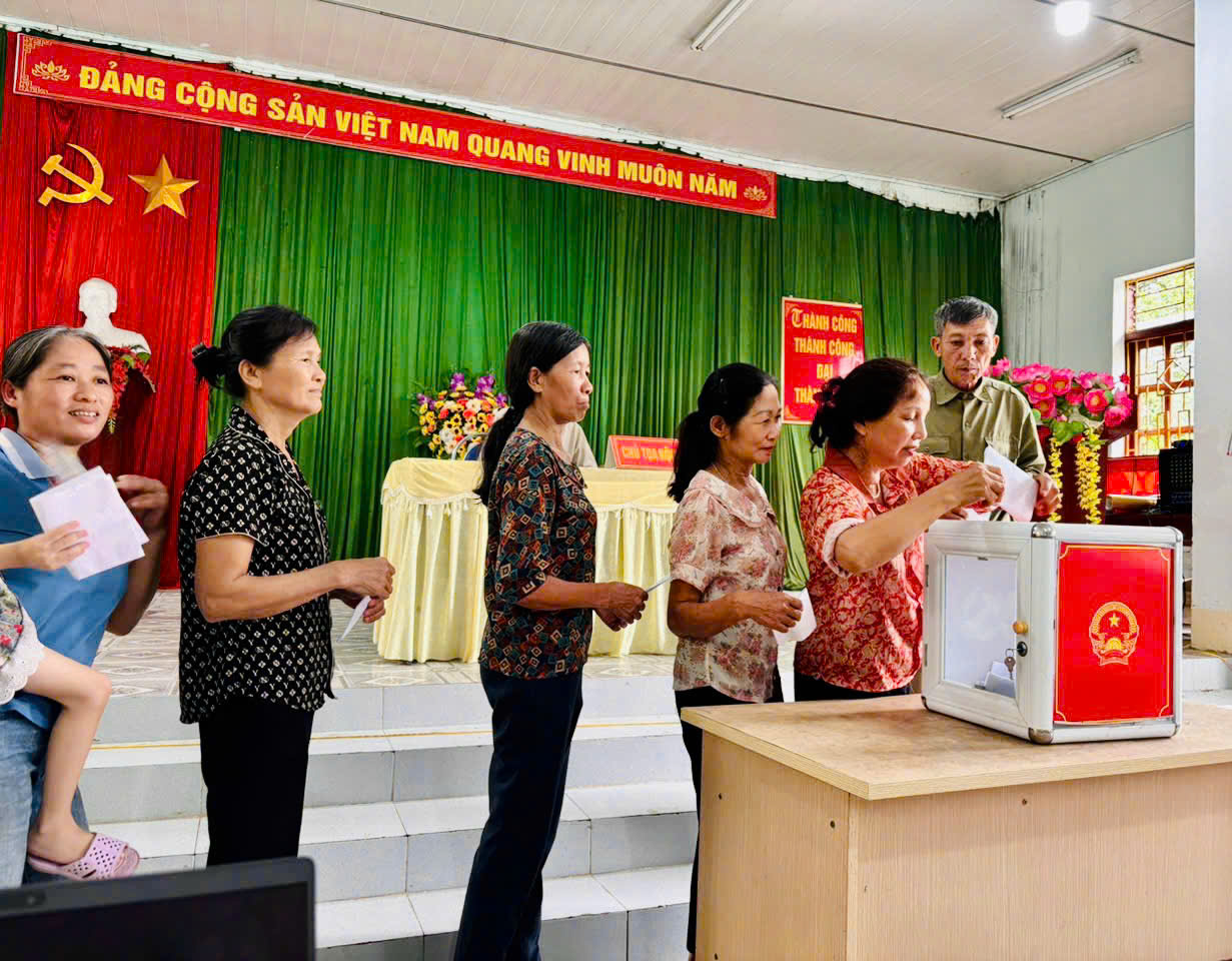 Đồng thuận từ cơ sở trong sắp xếp thôn 