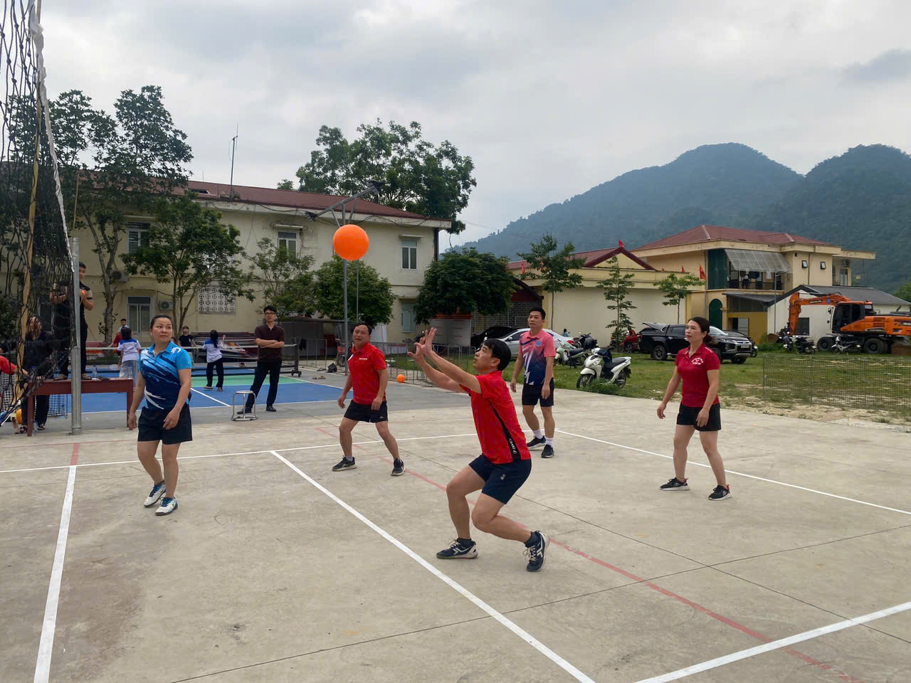 B&oacute;ng chuyền 6.jpg