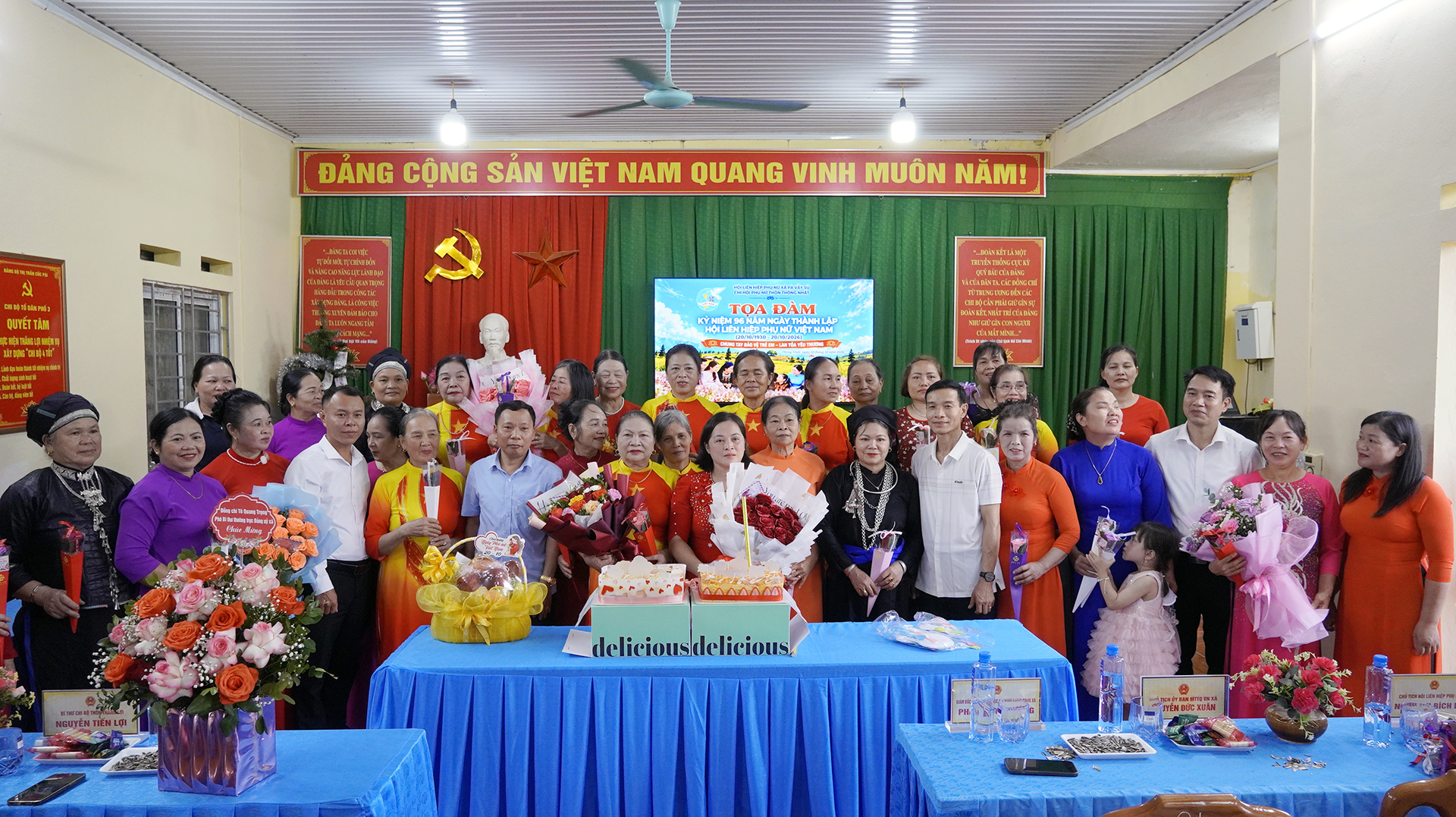 Thôn Thống Nhất tổ chức Tọa đàm kỷ niệm 96 năm ngày thành lập Hội Liên hiệp Phụ nữ việt nam