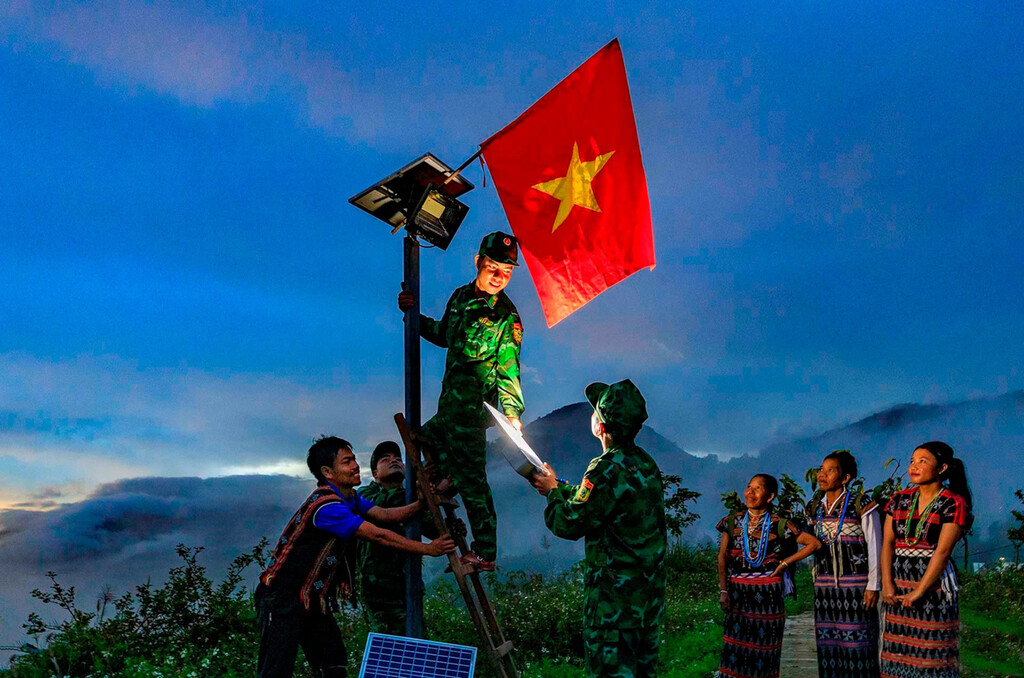 Đấu tranh tư tưởng ở vùng đồng bào dân tộc thiểu số và tín đồ tôn giáo trong kỷ nguyên số